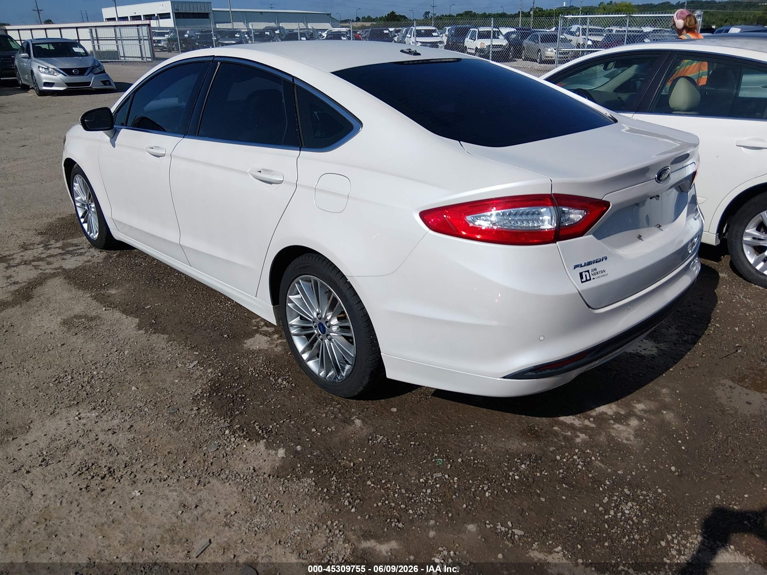 2015 Ford Fusion Se White vin: 3FA6P0HD2FR104047