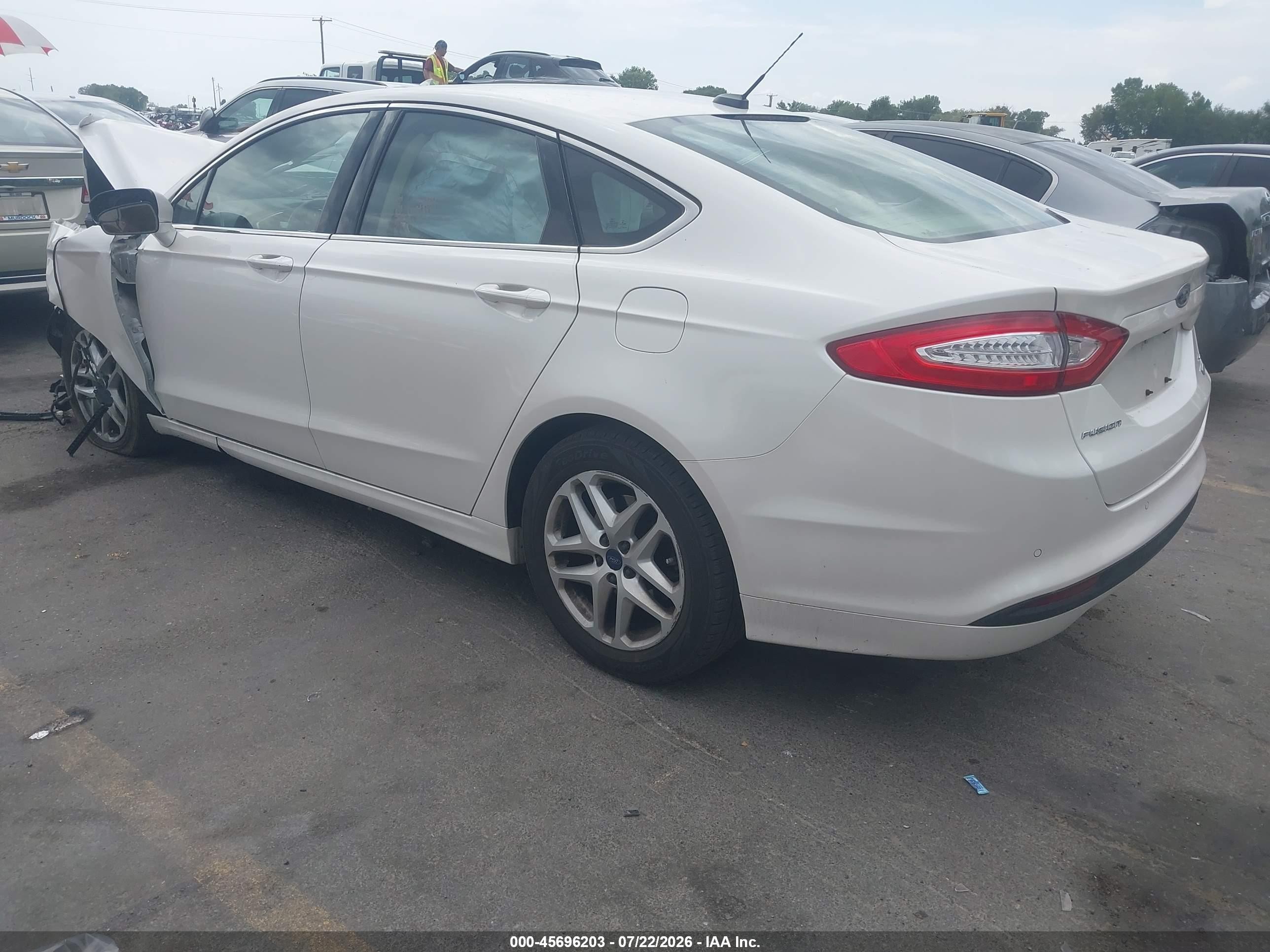 2015 Ford Fusion Se Белый vin: 3FA6P0HD2FR170257