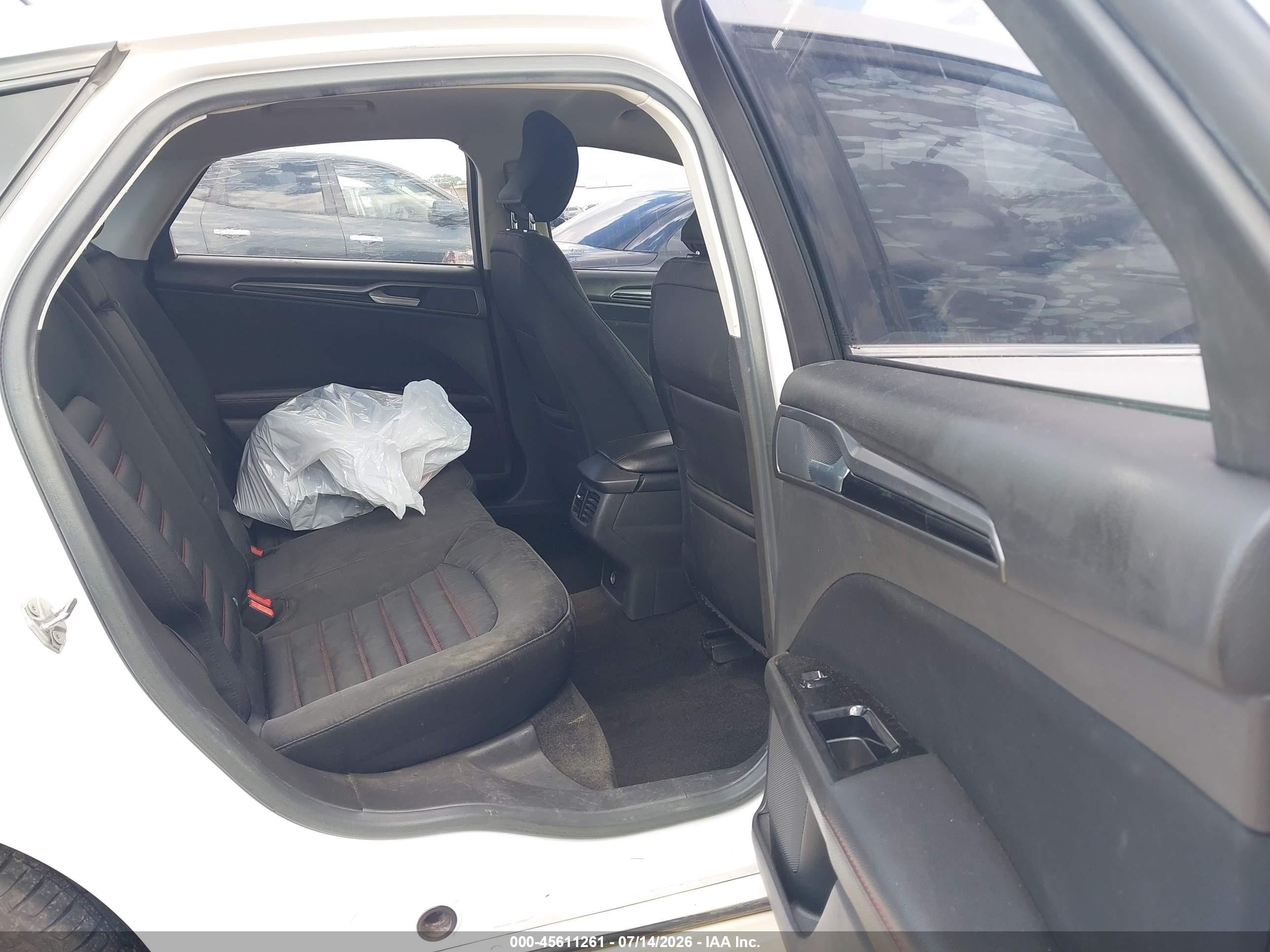 2015 Ford Fusion Se White vin: 3FA6P0HD2FR189794