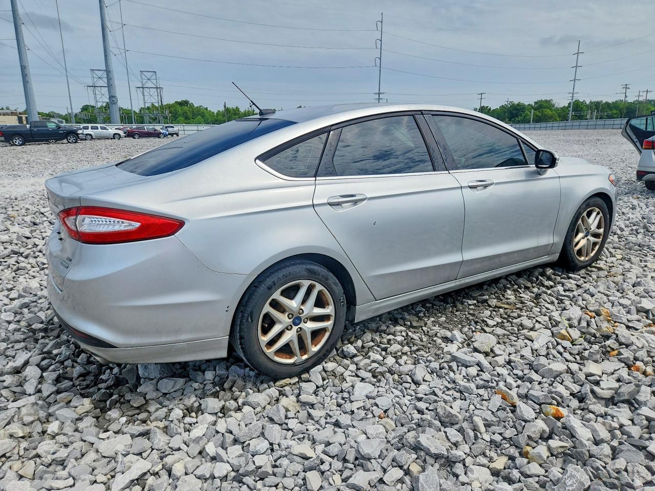 2015 Ford Fusion Se White vin: 3FA6P0HD2FR231381