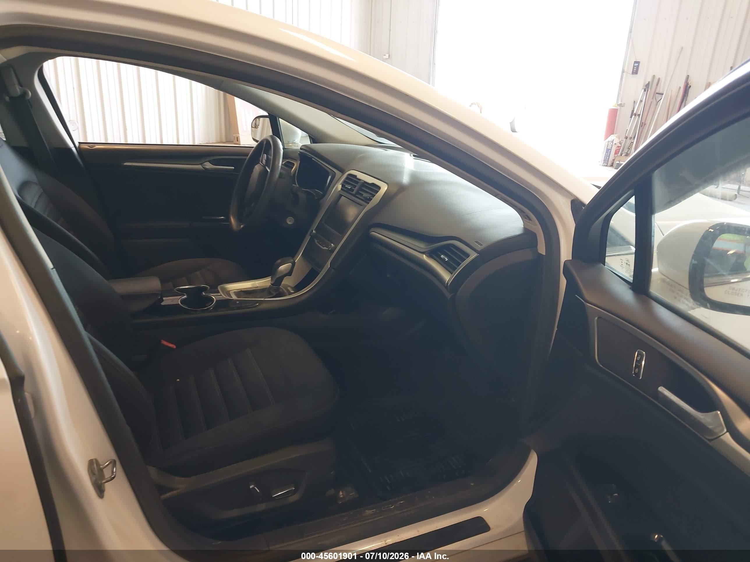 2015 Ford Fusion Se White vin: 3FA6P0HD2FR285408