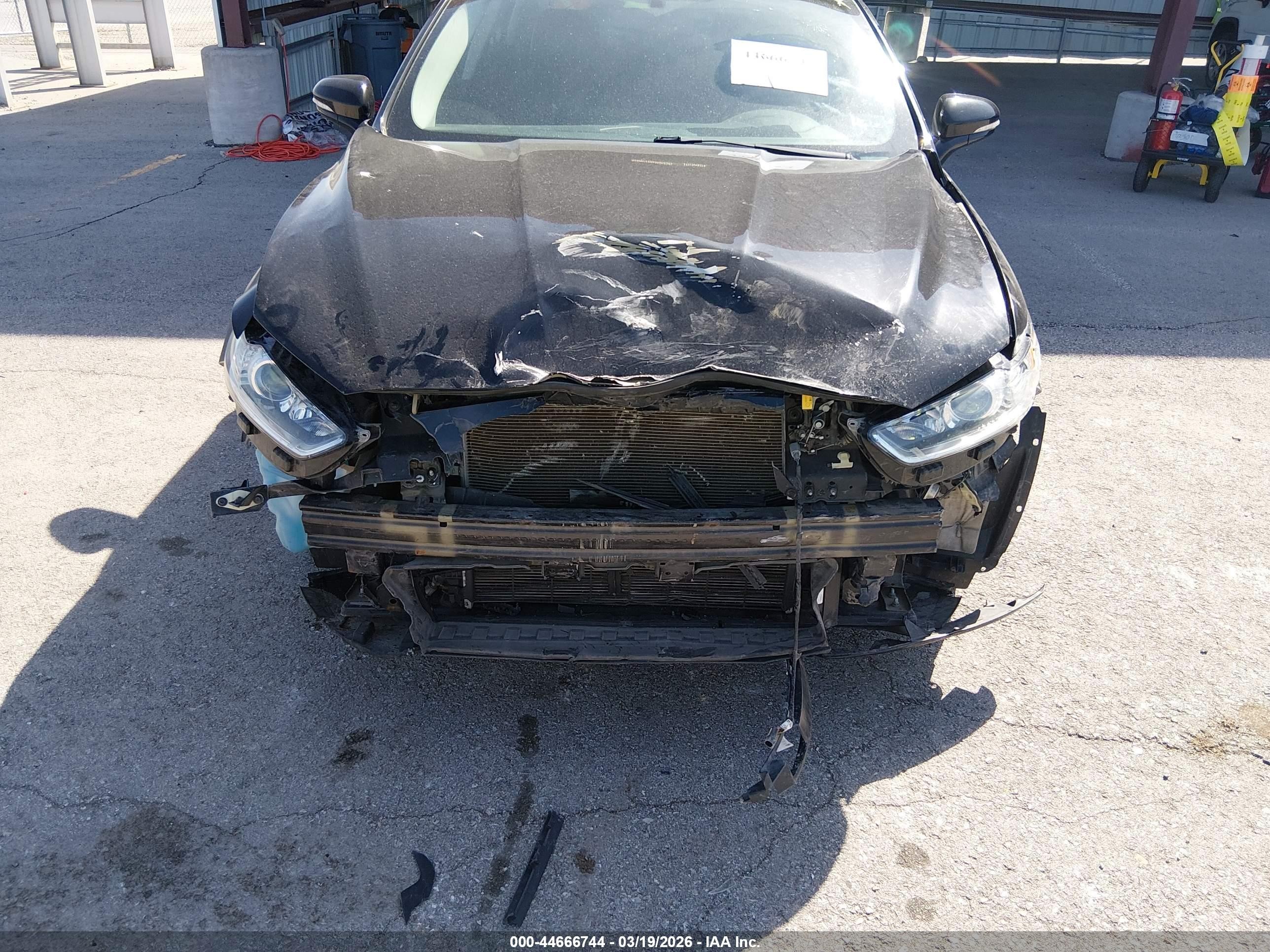2016 Ford Fusion Se Black vin: 3FA6P0HD2GR312379