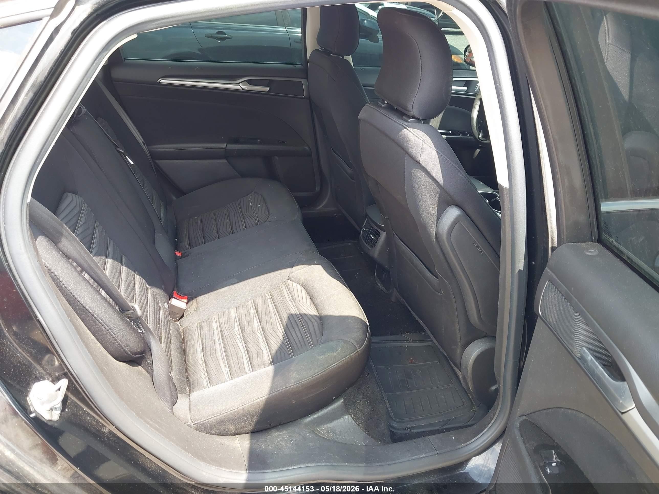 2016 Ford Fusion Se Black vin: 3FA6P0HD2GR389494