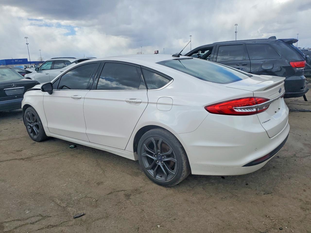 2018 Ford Fusion Se White vin: 3FA6P0HD2JR195541