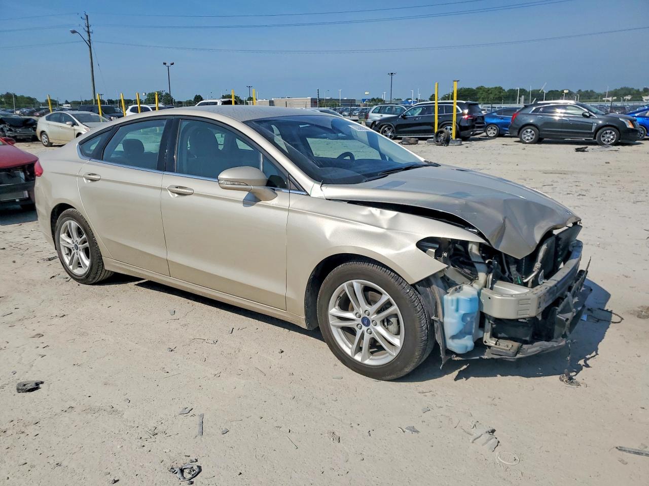 2018 Ford Fusion Se Beige vin: 3FA6P0HD2JR198214