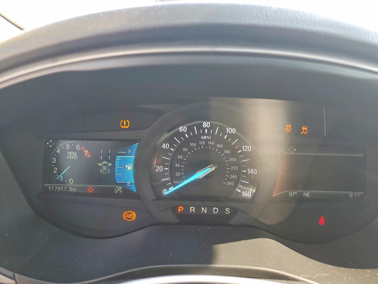 2018 Ford Fusion Se Beige vin: 3FA6P0HD2JR198214