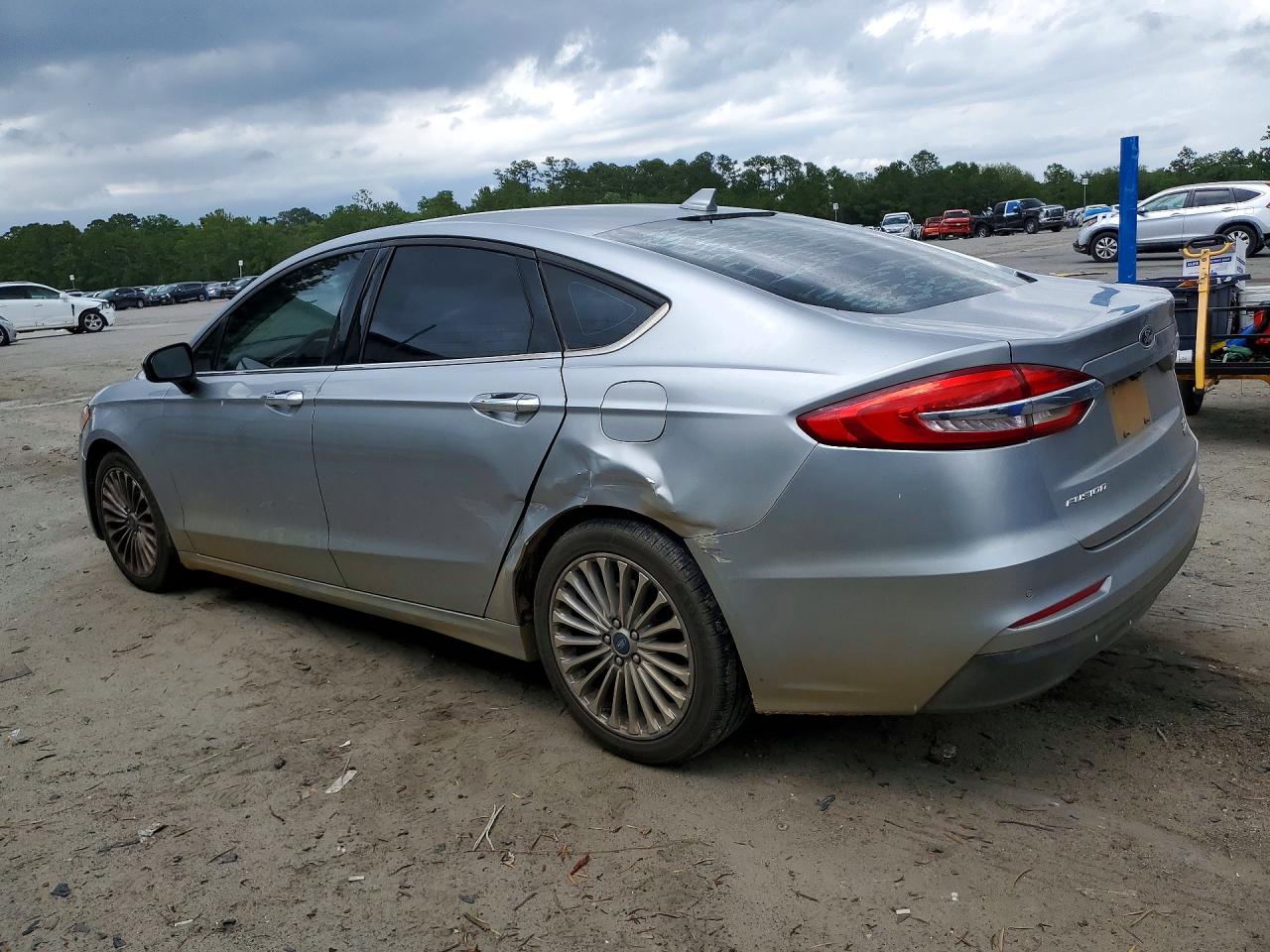 2020 Ford Fusion Silver vin: 3FA6P0HD2LR160369