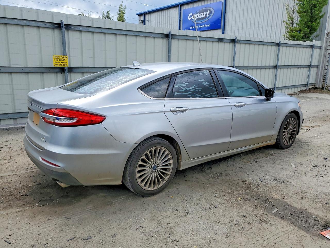 2020 Ford Fusion Silver vin: 3FA6P0HD2LR160369