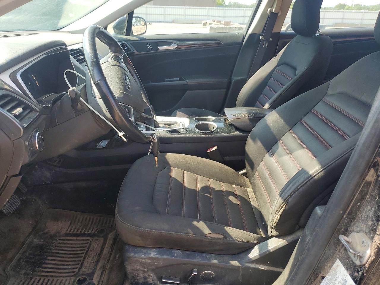 2014 Ford Fusion Se Черный vin: 3FA6P0HD3ER109594