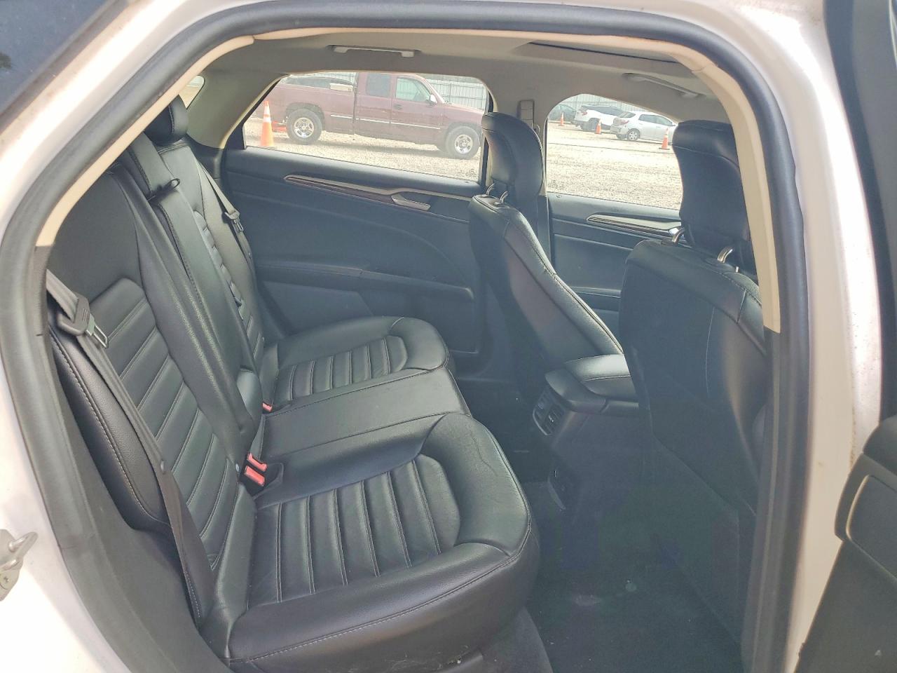 2014 Ford Fusion Se White vin: 3FA6P0HD3ER135337