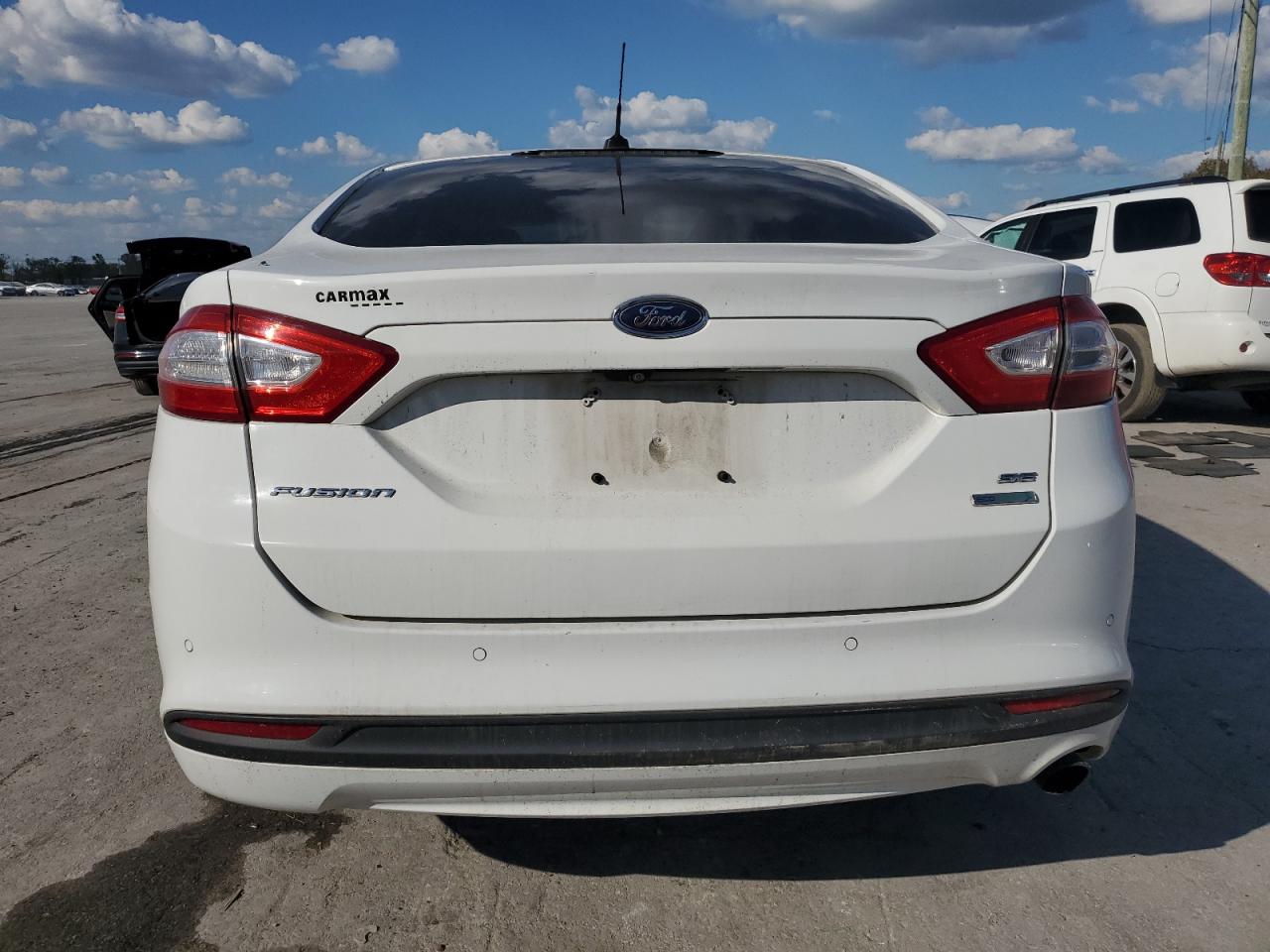 2014 Ford Fusion Se White vin: 3FA6P0HD3ER200025
