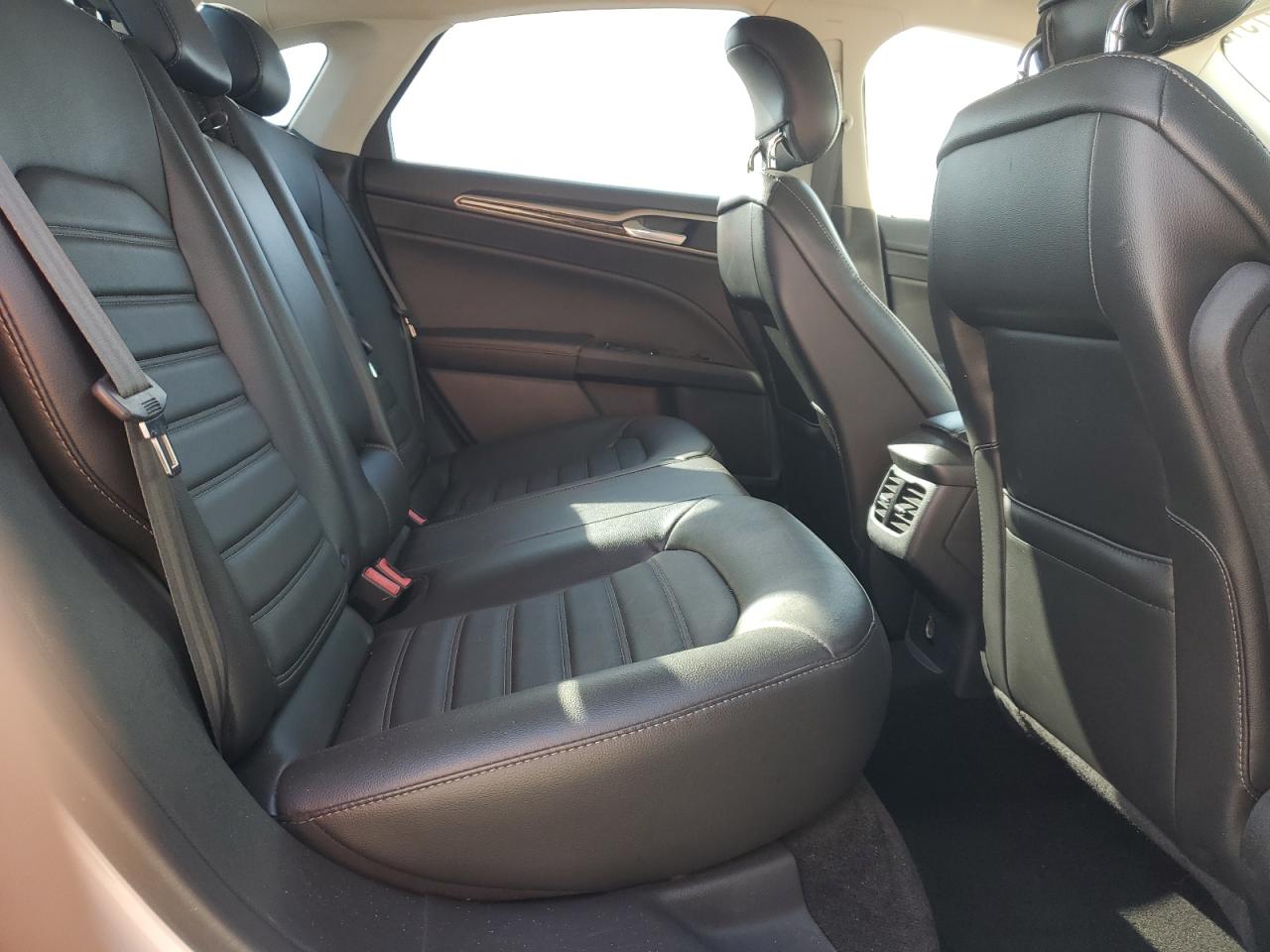 2014 Ford Fusion Se White vin: 3FA6P0HD3ER200025