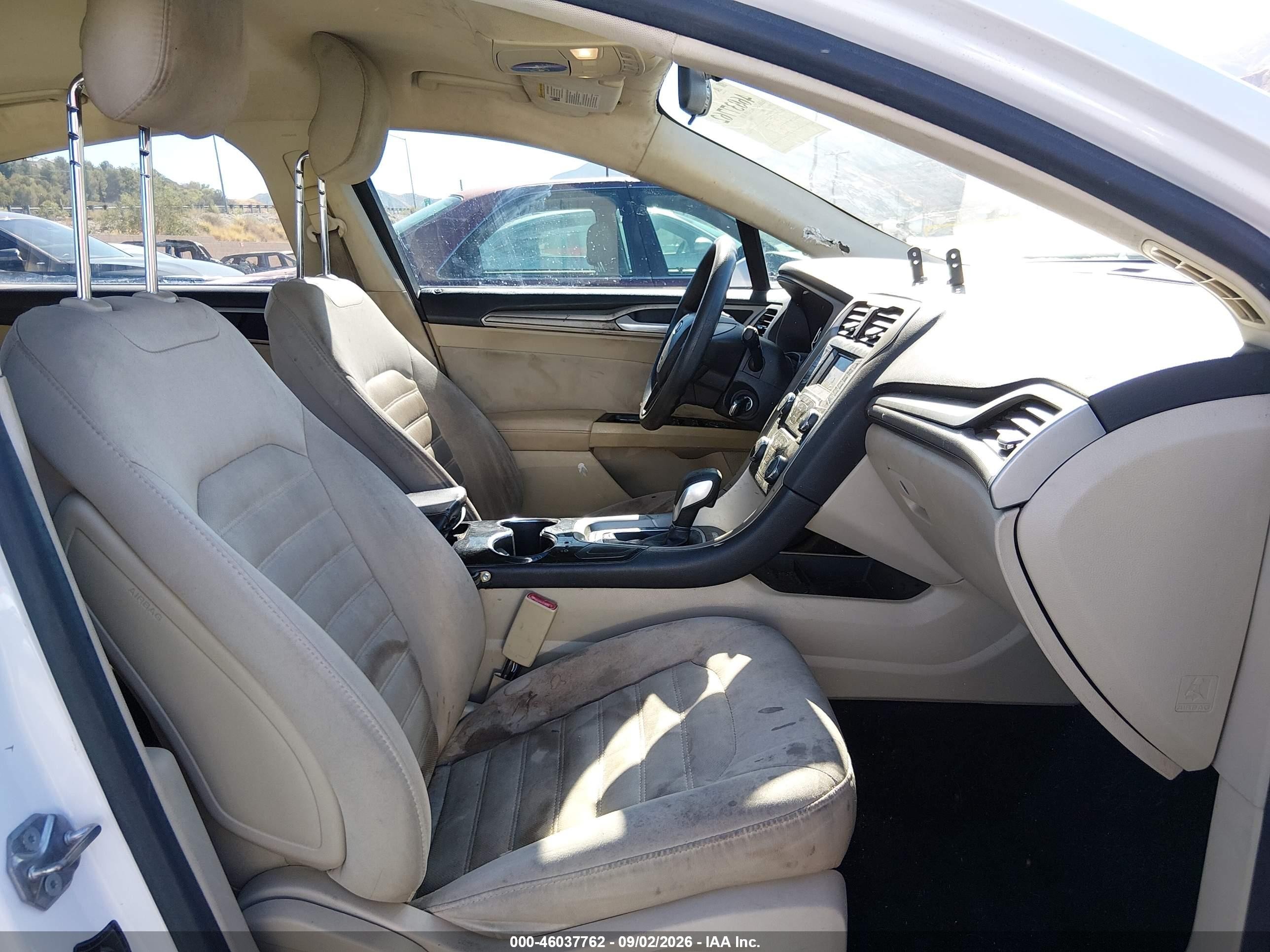 2014 Ford Fusion Se Белый vin: 3FA6P0HD3ER378839