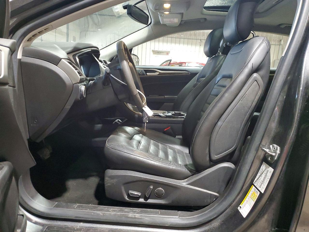 2015 Ford Fusion Se Угольный vin: 3FA6P0HD3FR108950