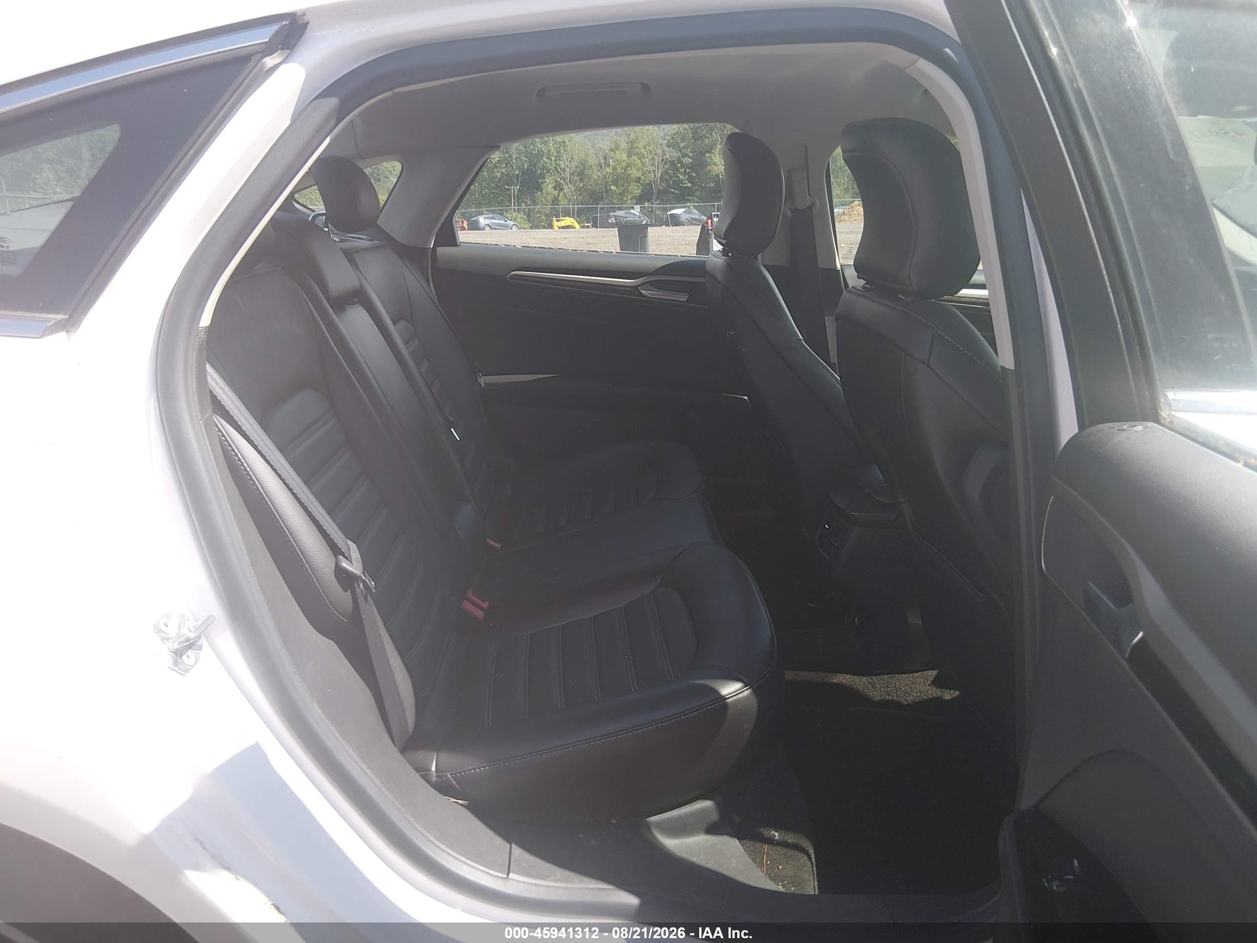 2015 Ford Fusion Se White vin: 3FA6P0HD3FR188122