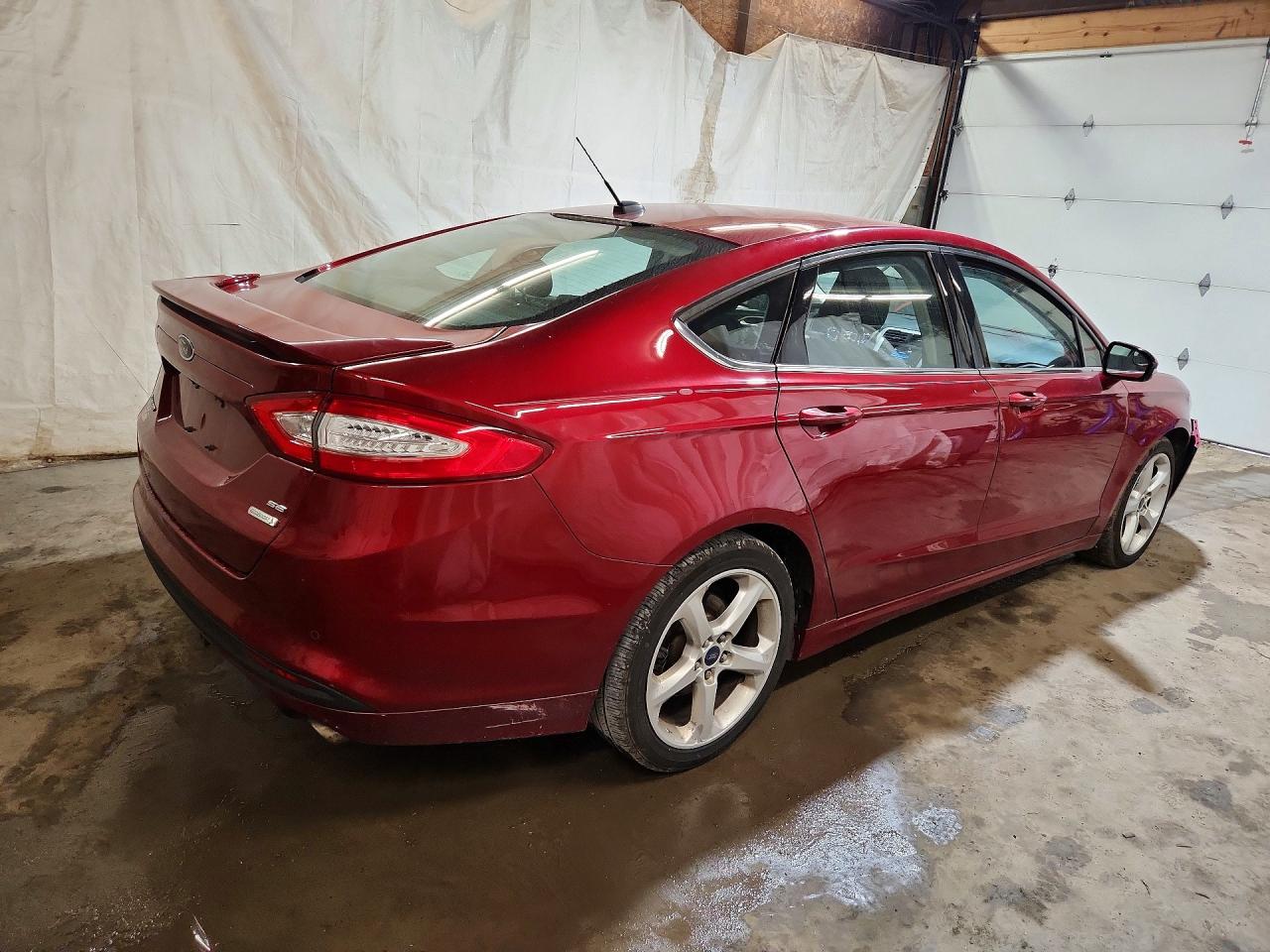 2015 Ford Fusion Se Red vin: 3FA6P0HD3FR188671