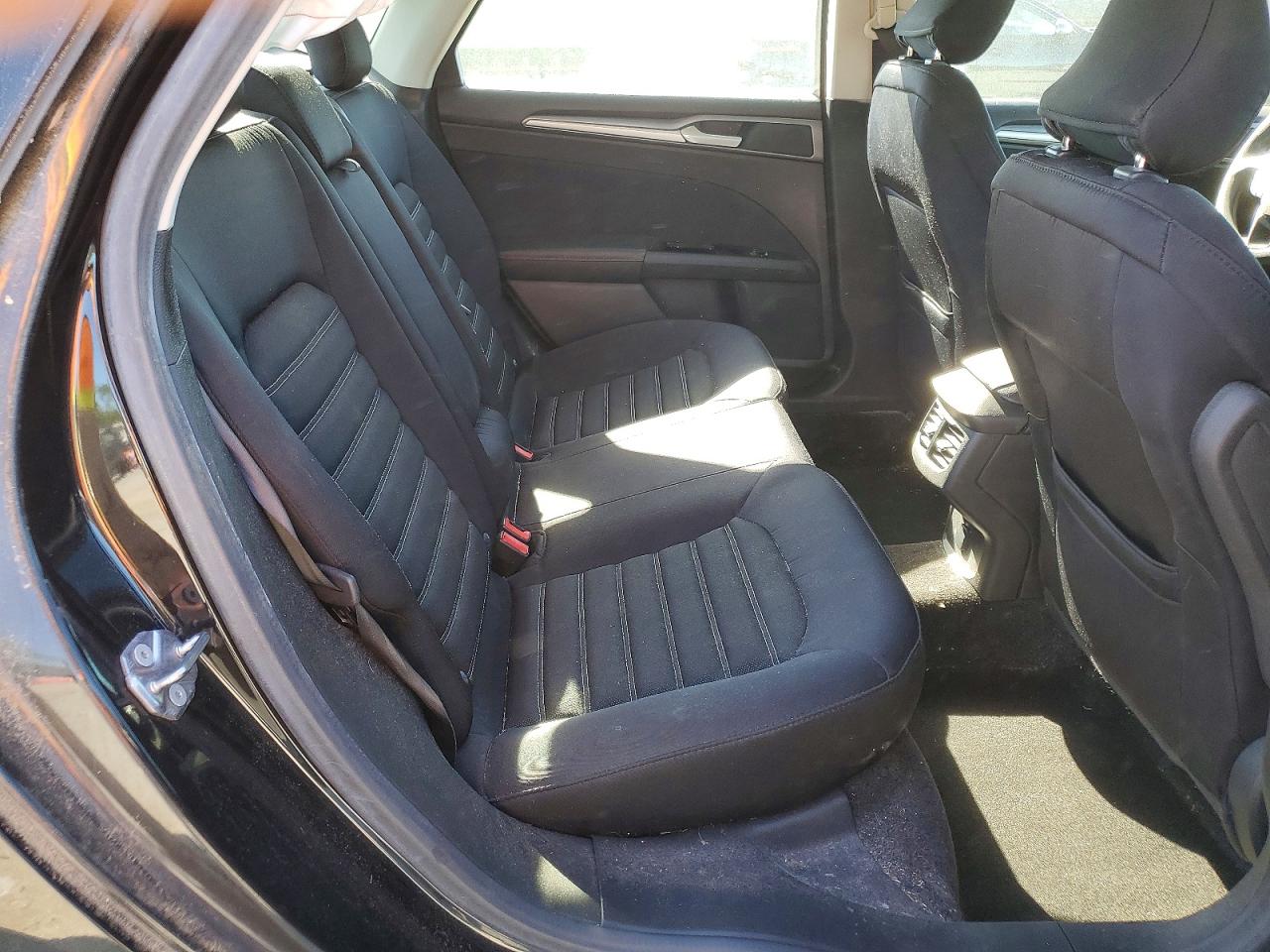 2015 Ford Fusion Se Black vin: 3FA6P0HD3FR218946