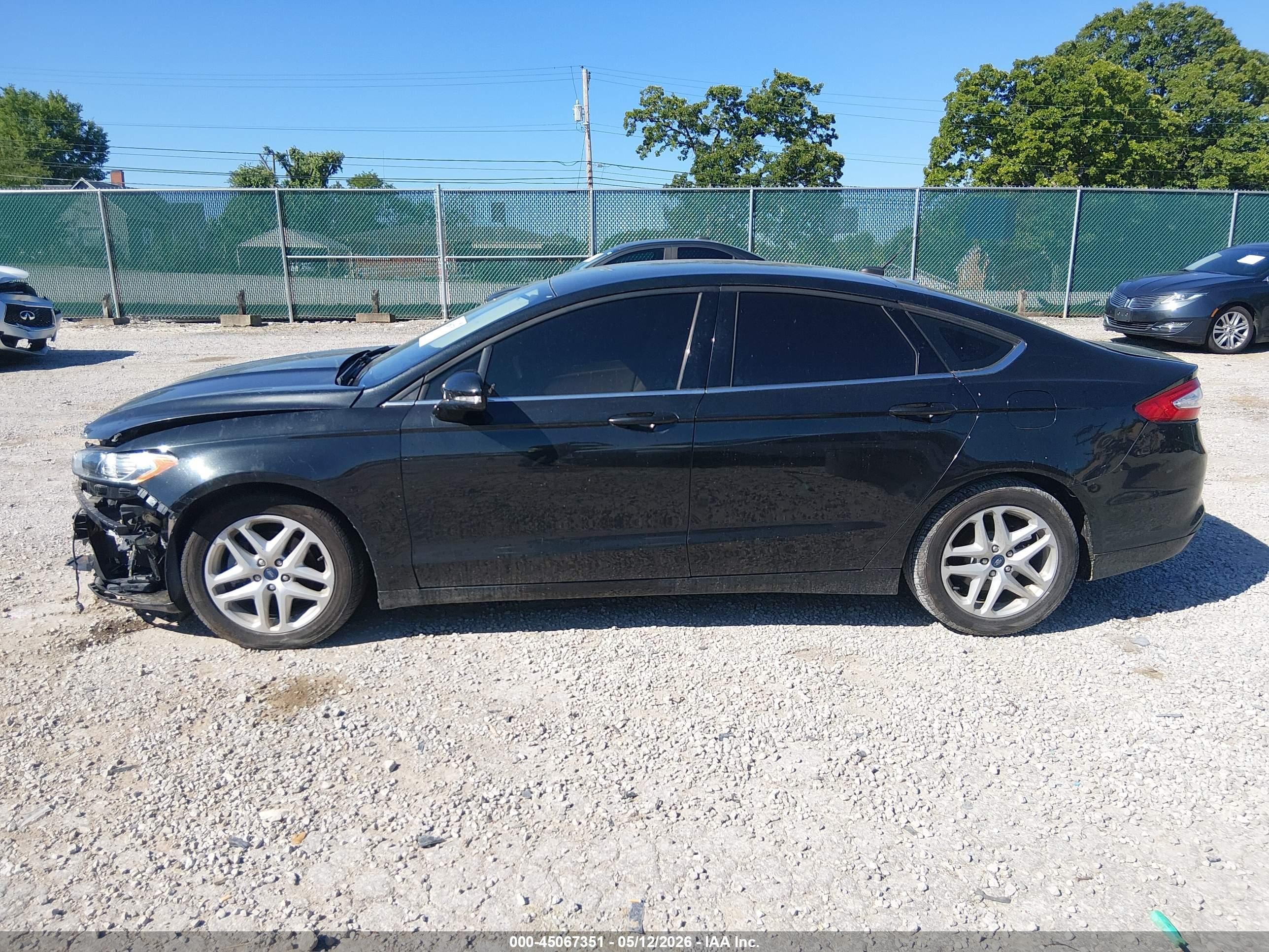 2015 Ford Fusion Se Черный vin: 3FA6P0HD3FR219255