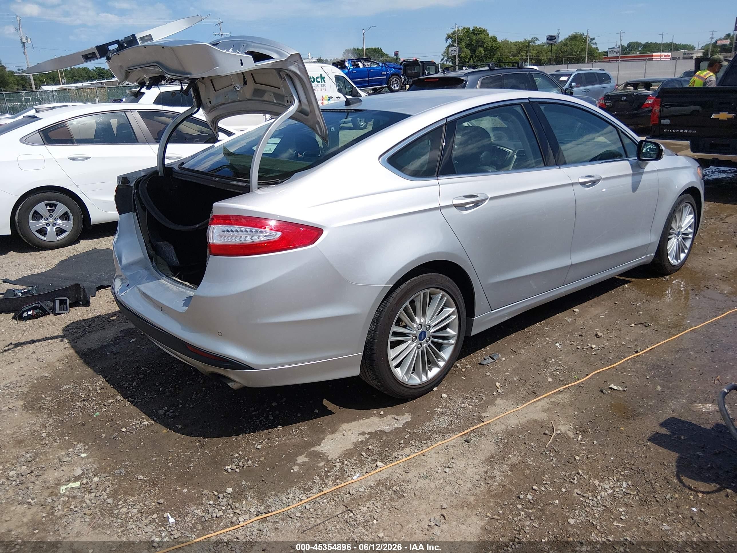 2015 Ford Fusion Se Silver vin: 3FA6P0HD3FR223774