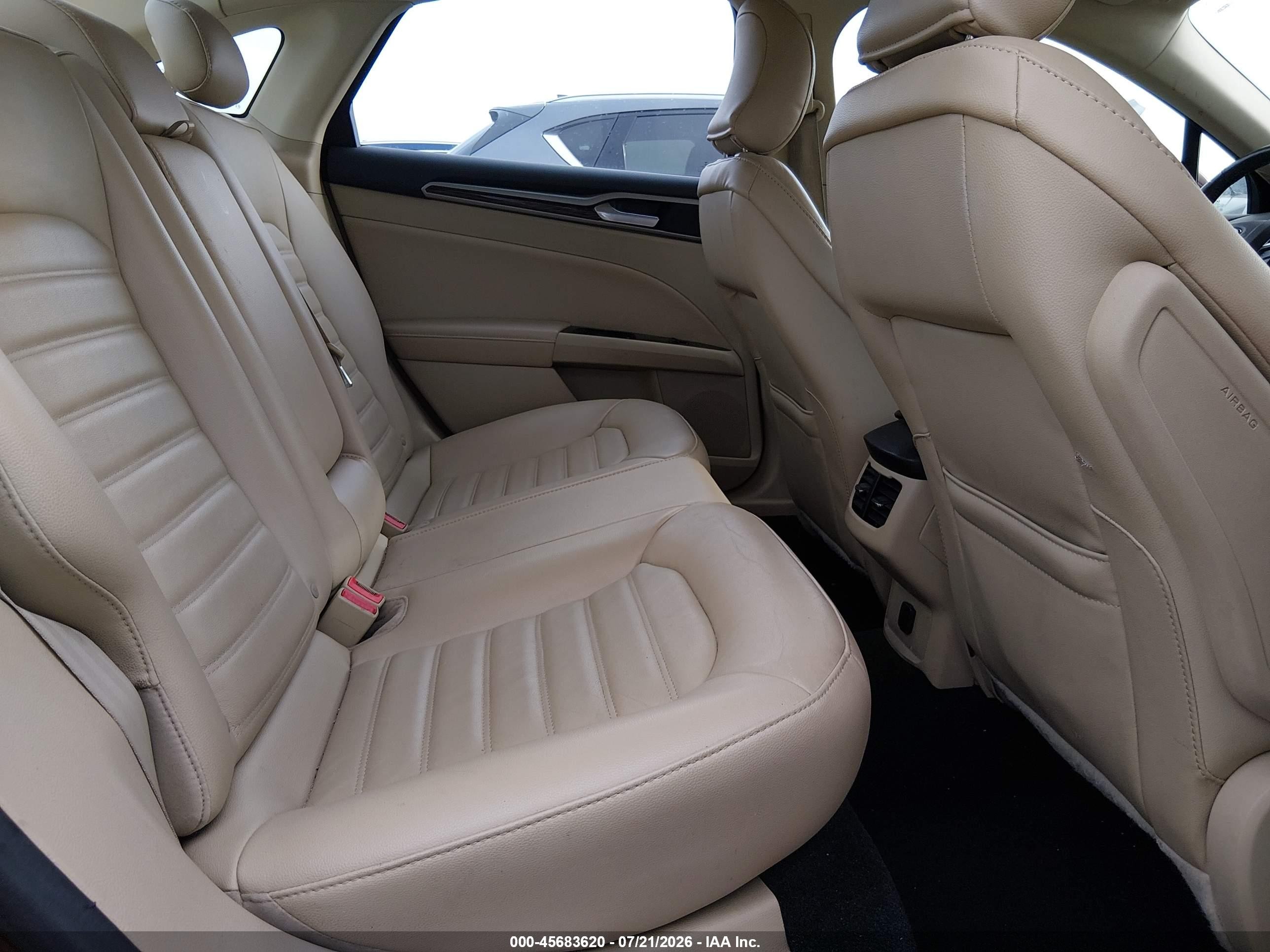2015 Ford Fusion Se Бордовый vin: 3FA6P0HD3FR289466