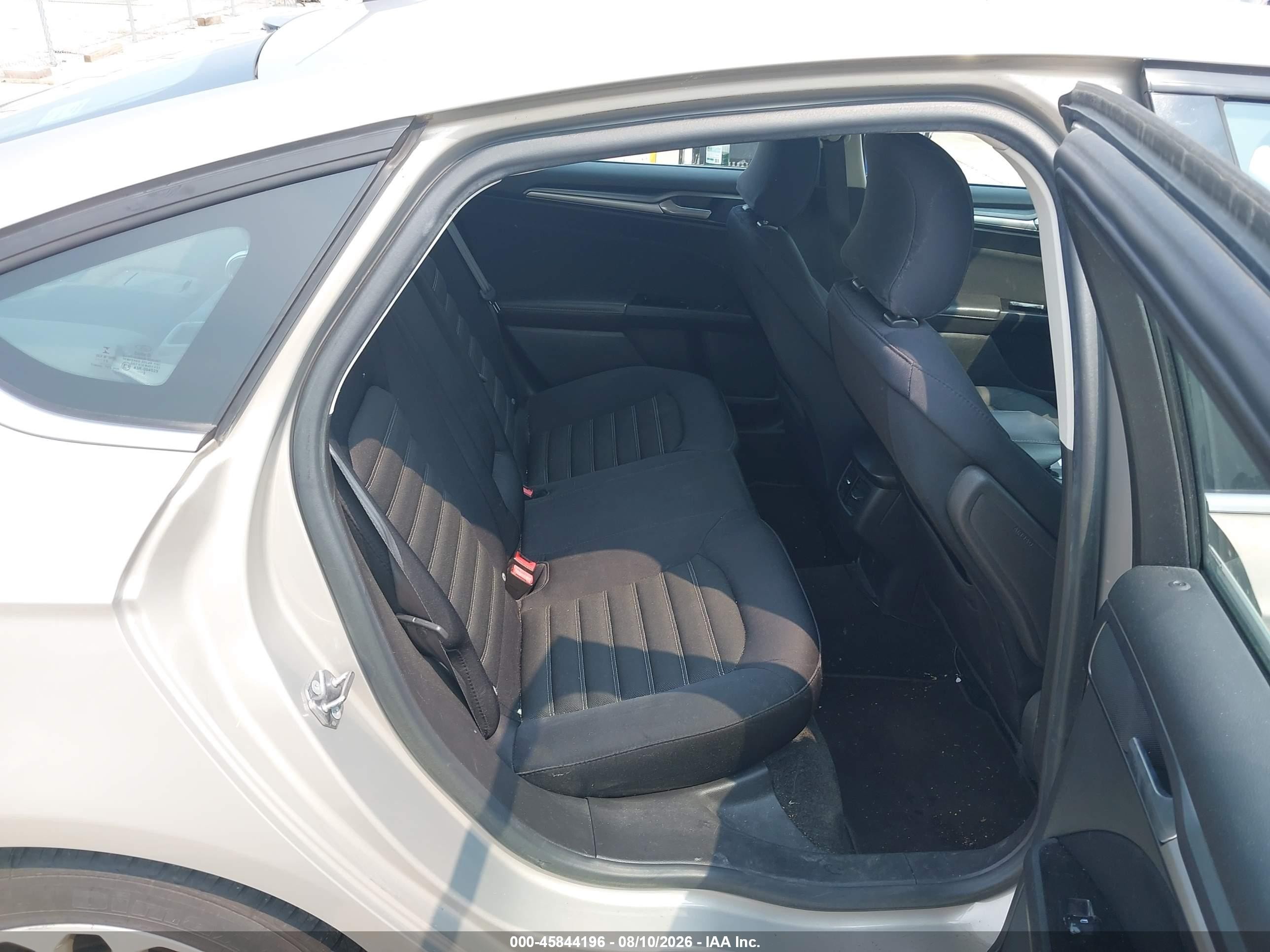 2015 Ford Fusion Se Tan vin: 3FA6P0HD3FR296028