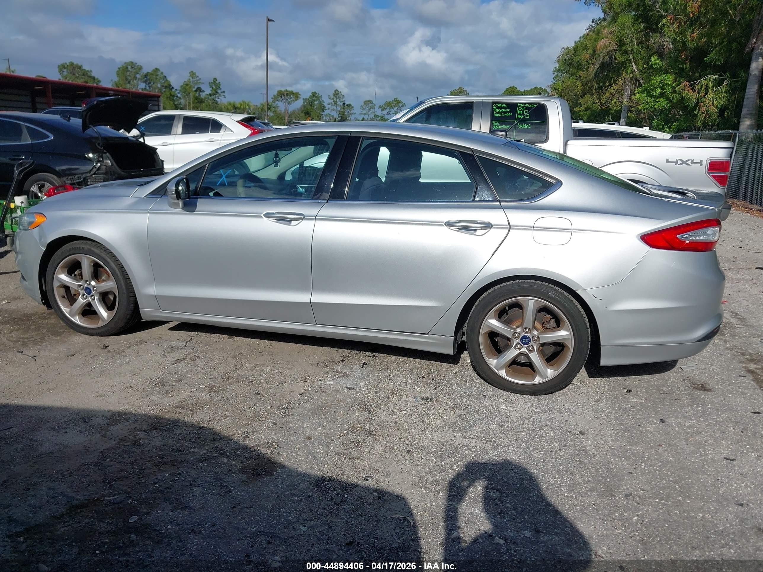 2016 Ford Fusion Se Silver vin: 3FA6P0HD3GR390864