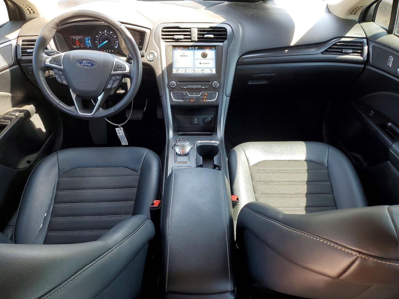 2018 Ford Fusion Se Gray vin: 3FA6P0HD3JR175024