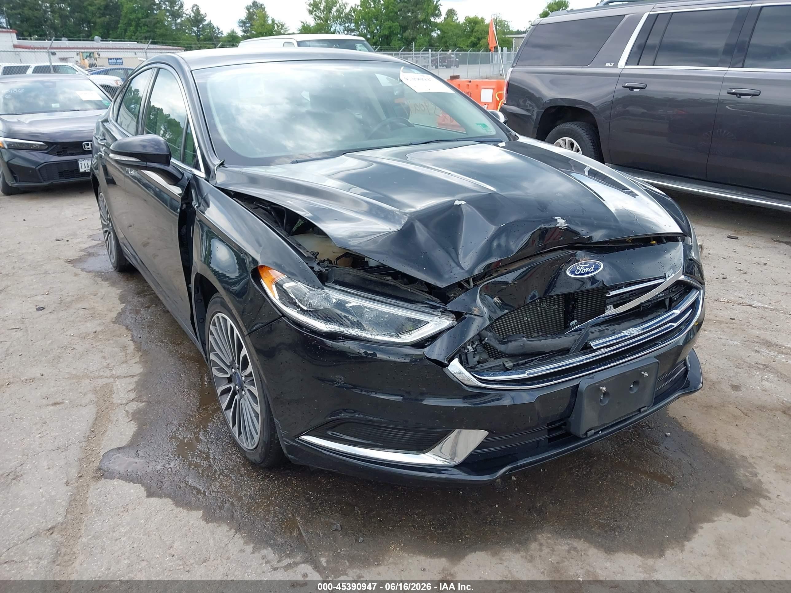 2018 Ford Fusion Se Black vin: 3FA6P0HD3JR217000