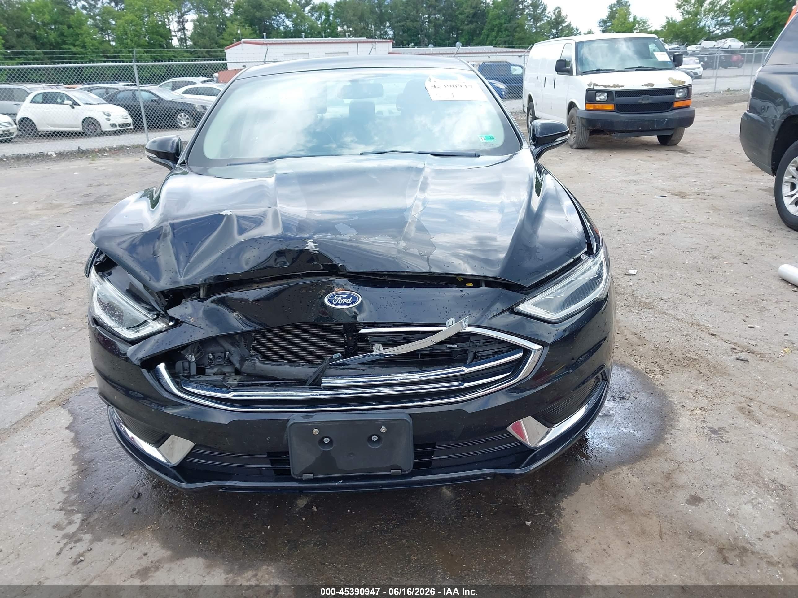 2018 Ford Fusion Se Black vin: 3FA6P0HD3JR217000