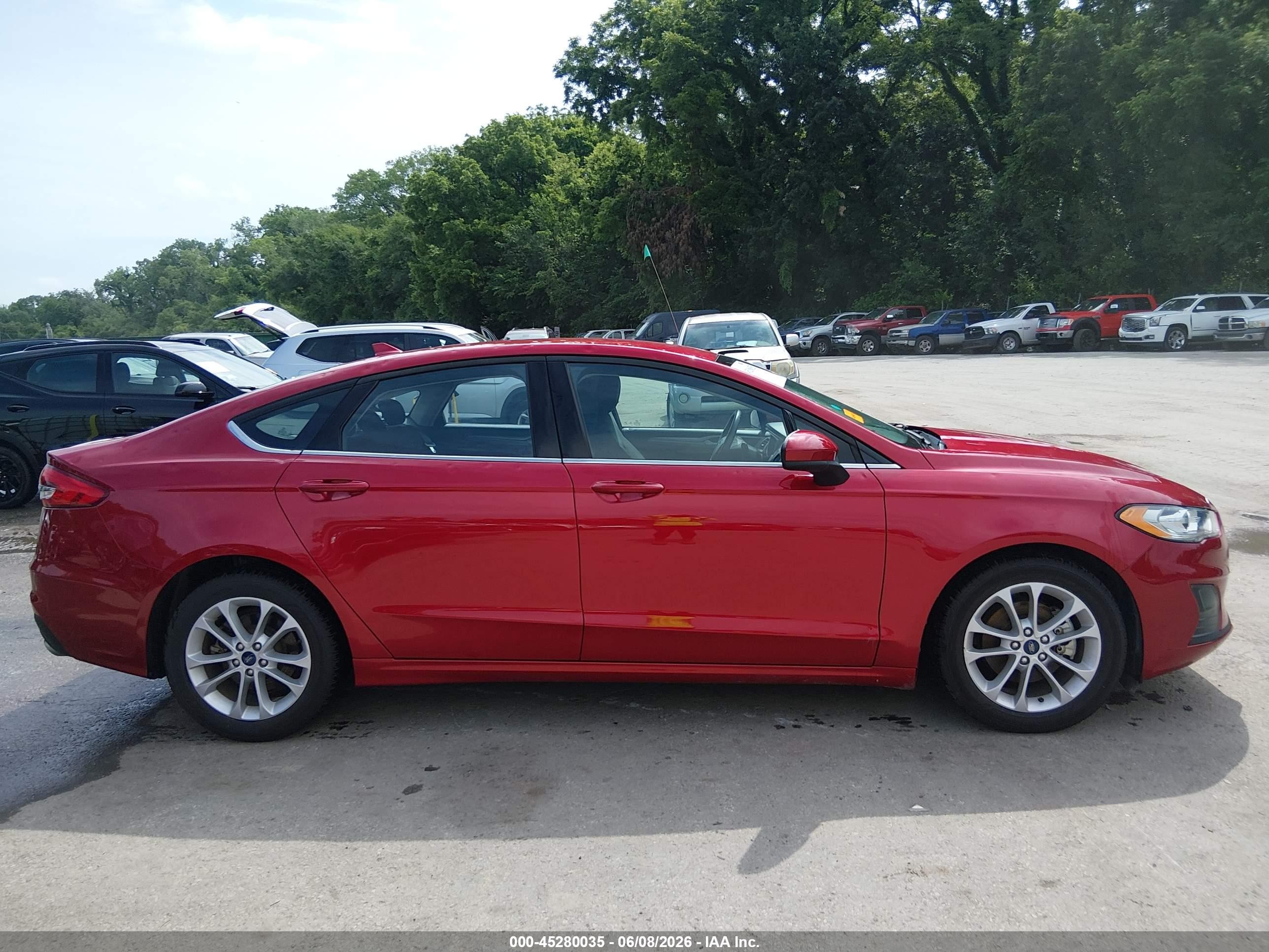 2020 Ford Fusion Se Red vin: 3FA6P0HD3LR219882