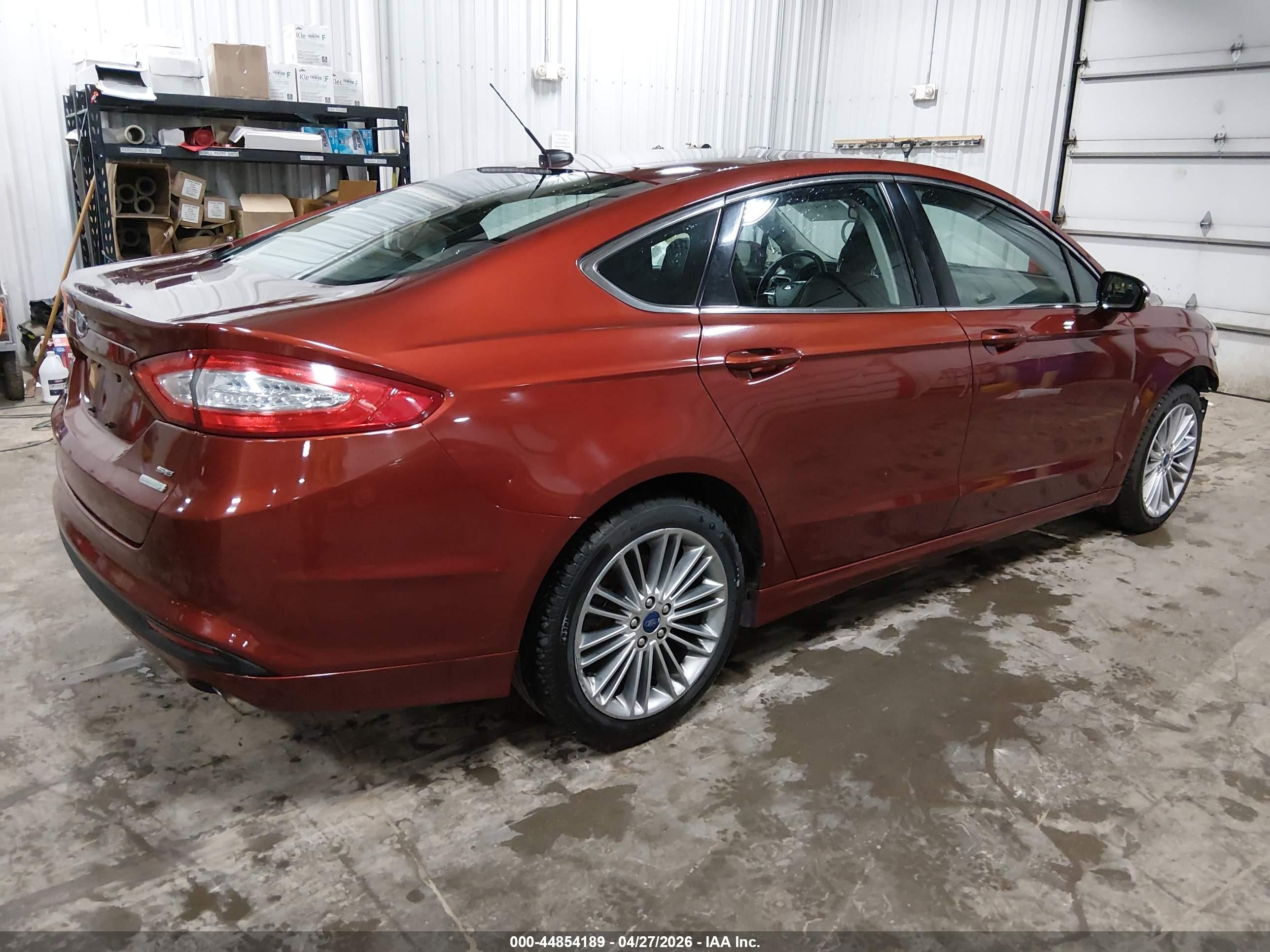 2014 Ford Fusion Se Красный vin: 3FA6P0HD4ER135394