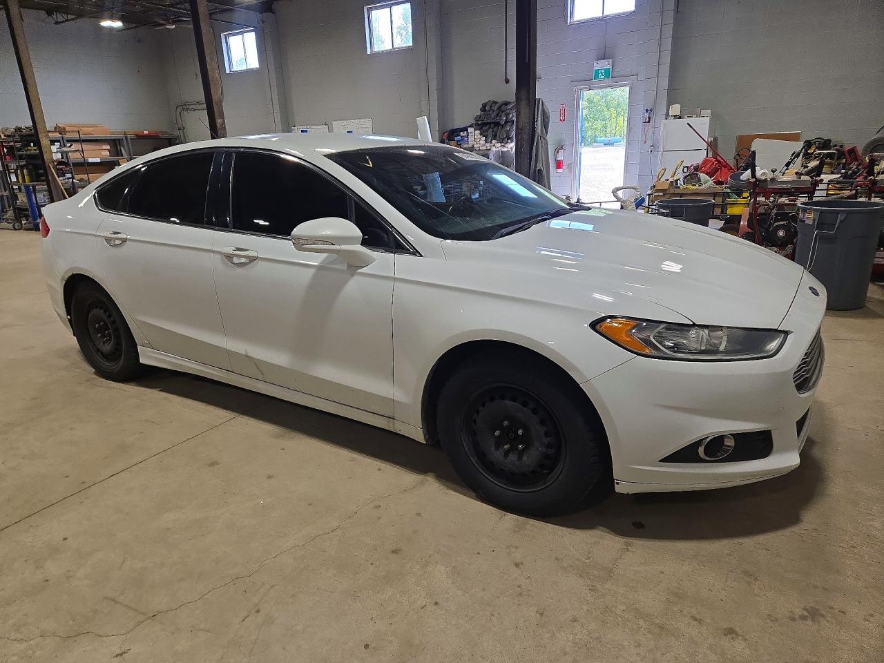 2014 Ford Fusion Se White vin: 3FA6P0HD4ER321436