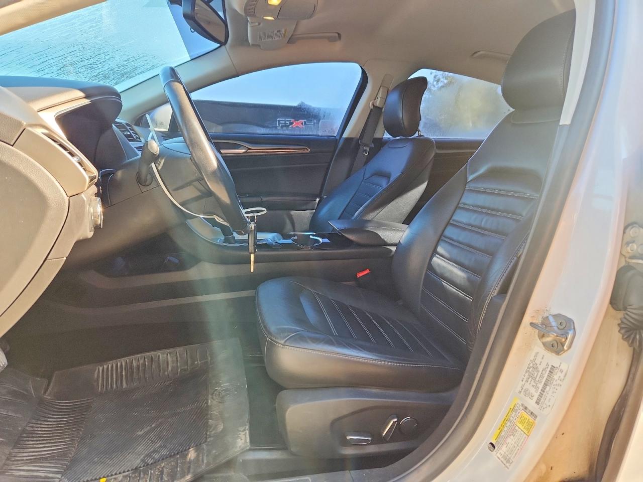 2014 Ford Fusion Se White vin: 3FA6P0HD4ER321436