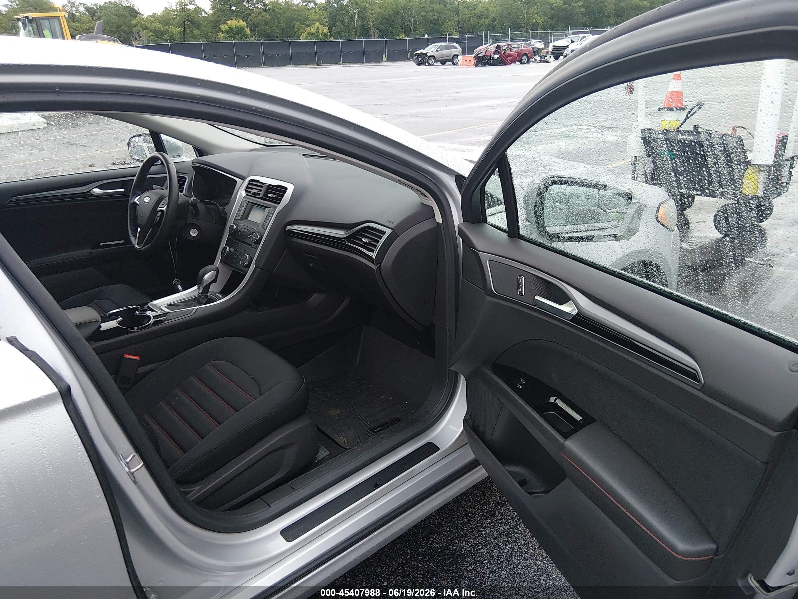 2014 Ford Fusion Se Silver vin: 3FA6P0HD4ER326510