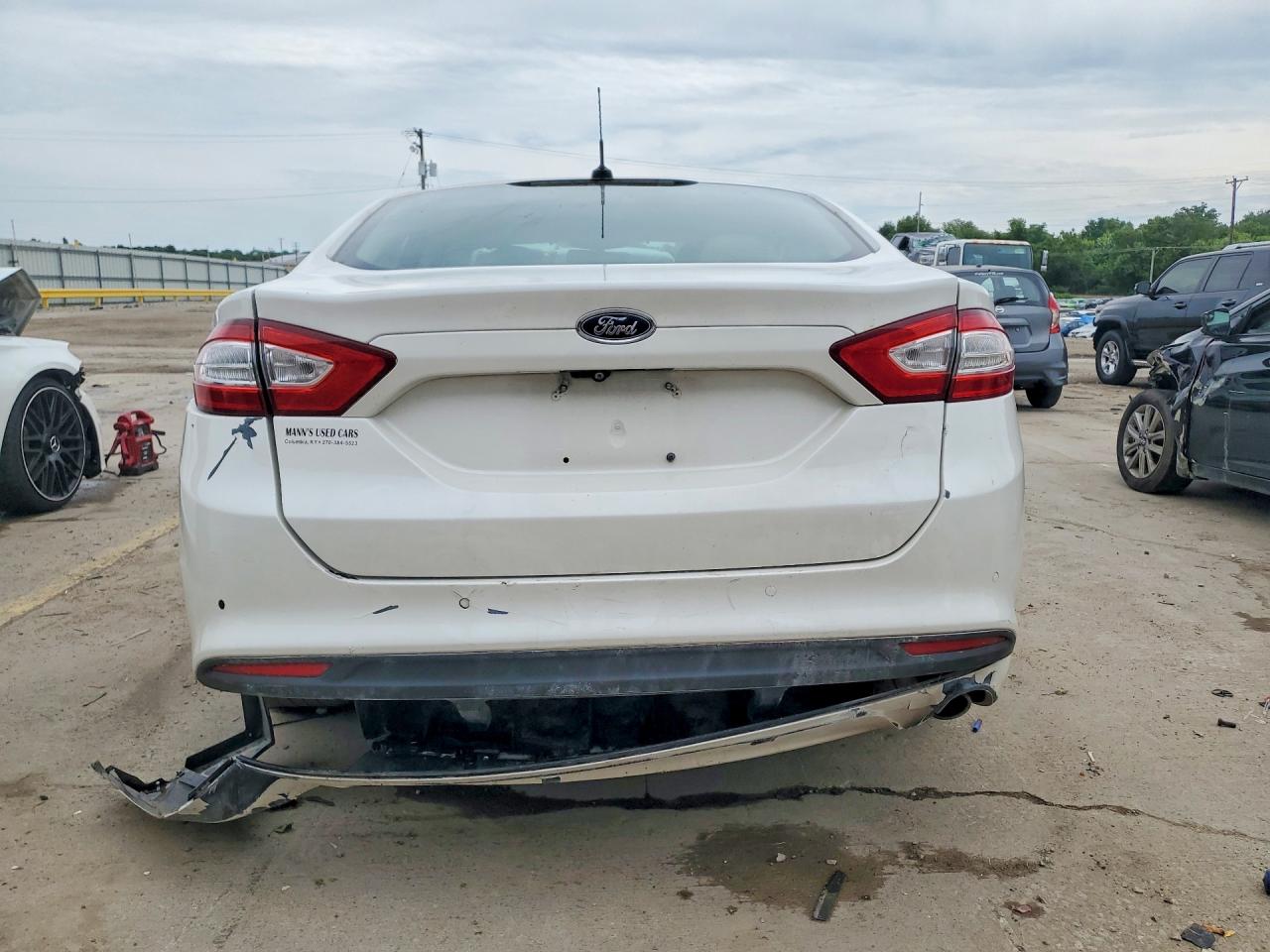 2015 Ford Fusion Se White vin: 3FA6P0HD4FR117978