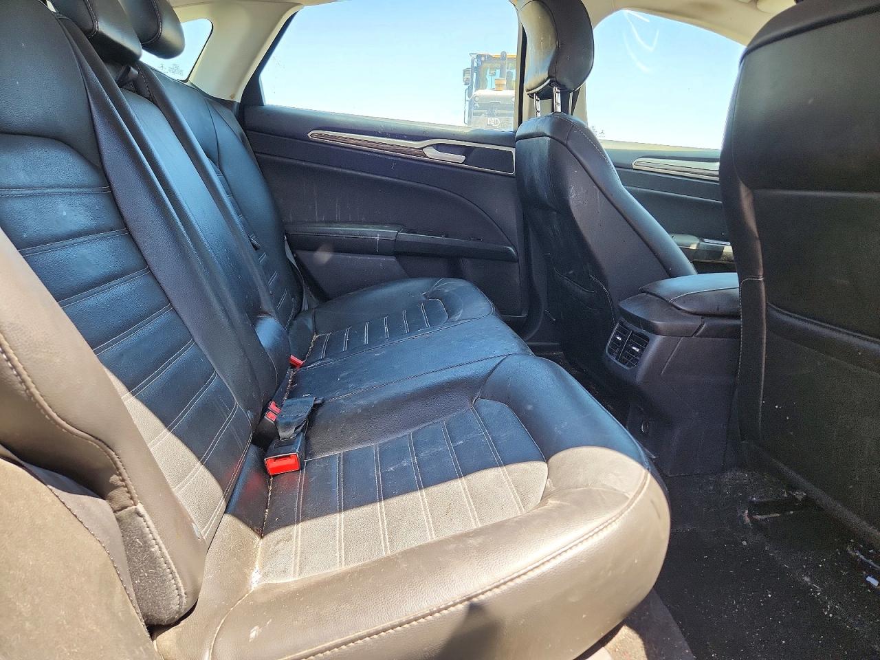 2015 Ford Fusion Se Gray vin: 3FA6P0HD4FR238641