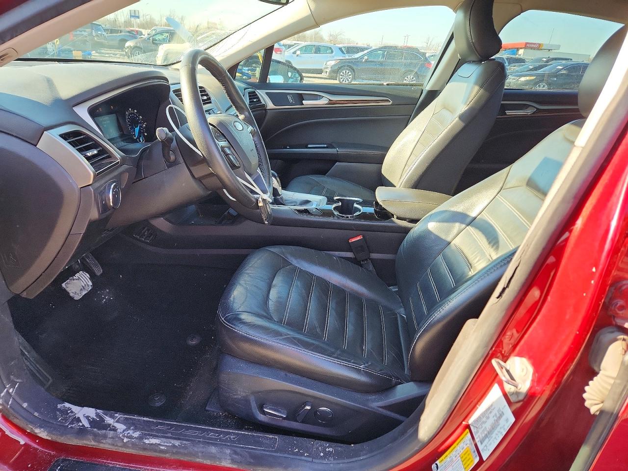 2015 Ford Fusion Se Red vin: 3FA6P0HD4FR302063