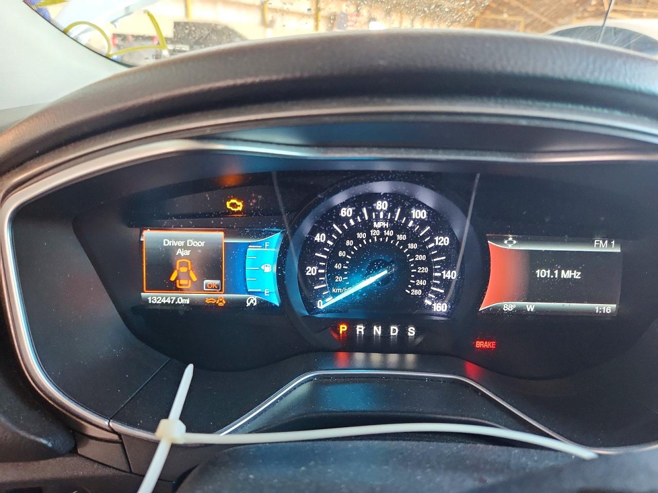 2018 Ford Fusion Se White vin: 3FA6P0HD4JR240799