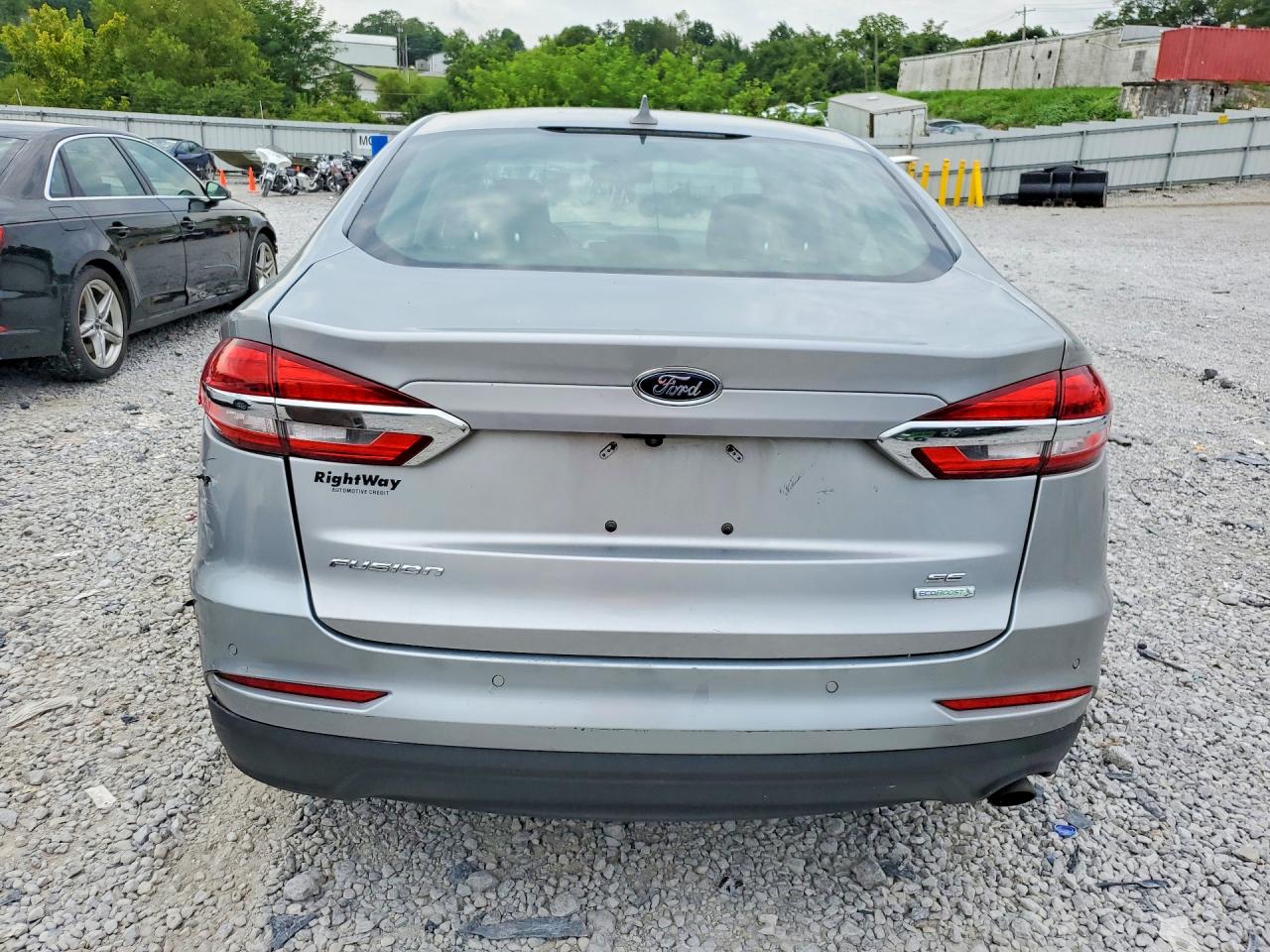 2020 Ford Fusion Se Серебряный vin: 3FA6P0HD4LR172569