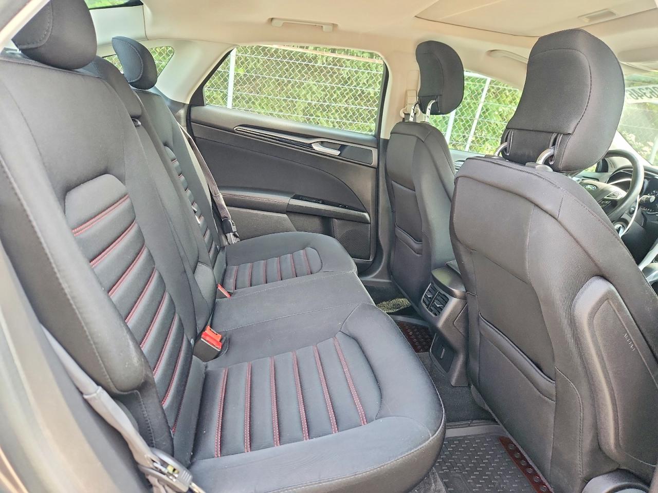 2014 Ford Fusion Se Gray vin: 3FA6P0HD5ER119754