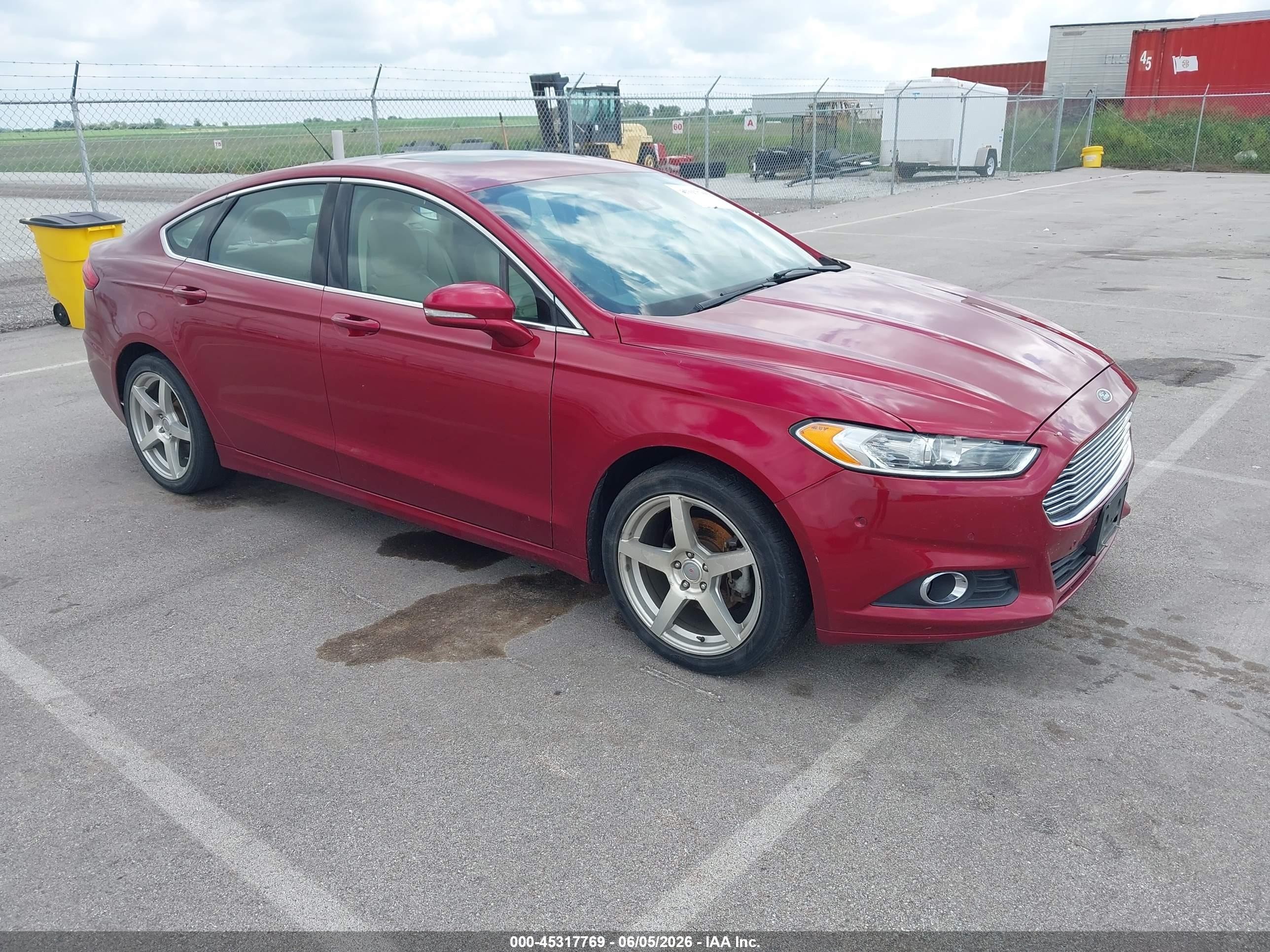 2014 Ford Fusion Se Red vin: 3FA6P0HD5ER168310