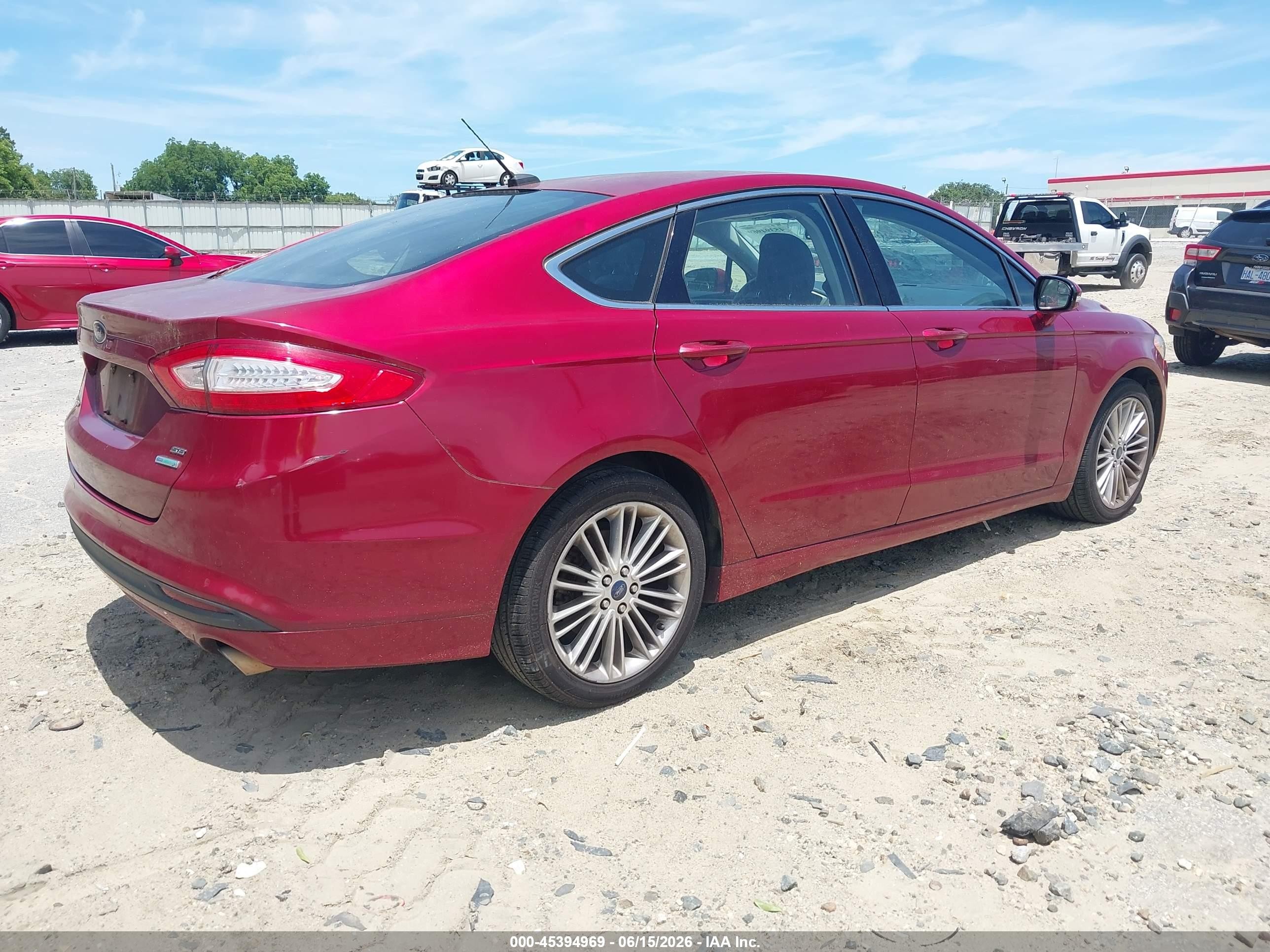 2014 Ford Fusion Se Red vin: 3FA6P0HD5ER182109