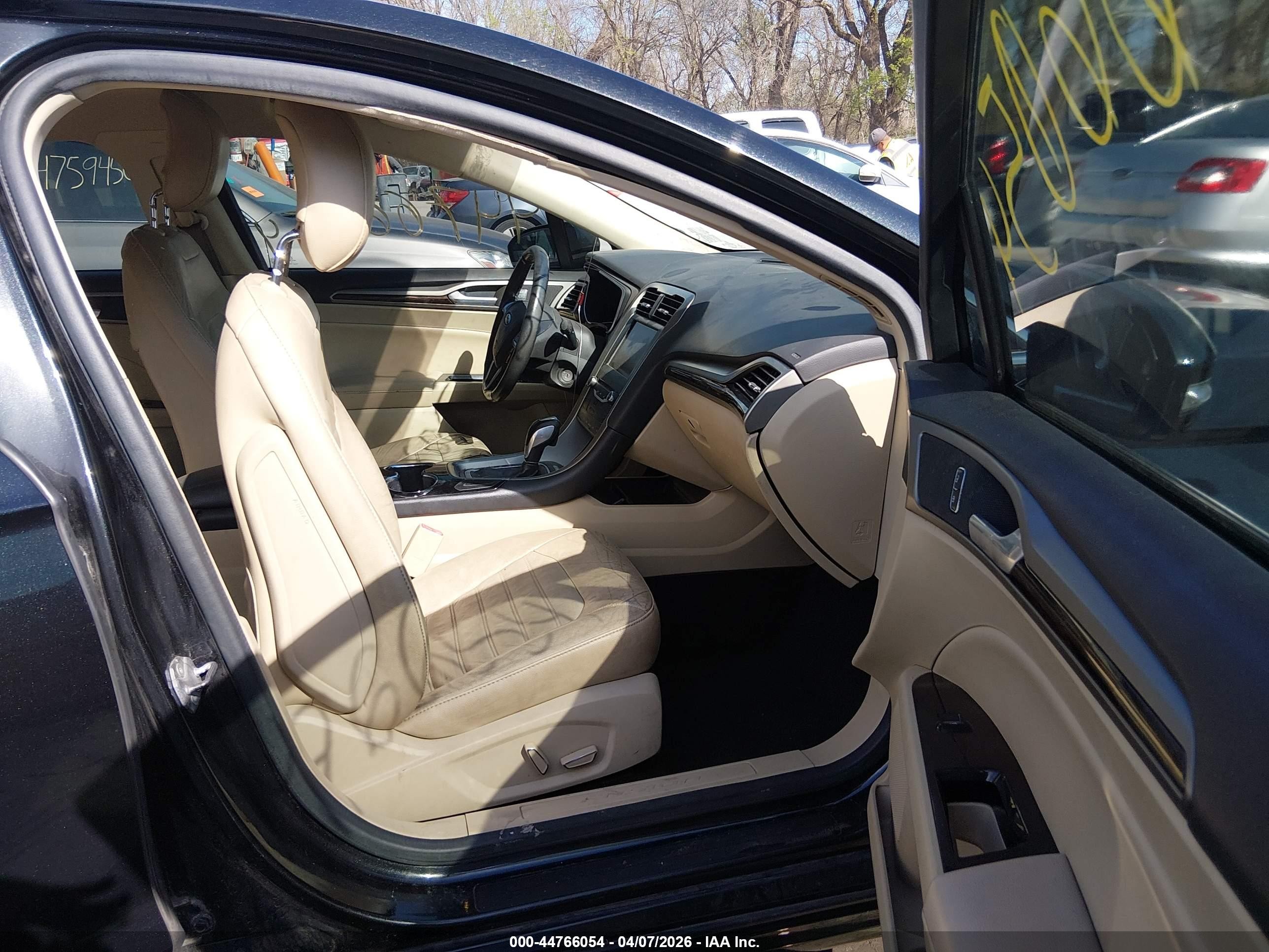 2014 Ford Fusion Se Black vin: 3FA6P0HD5ER185012