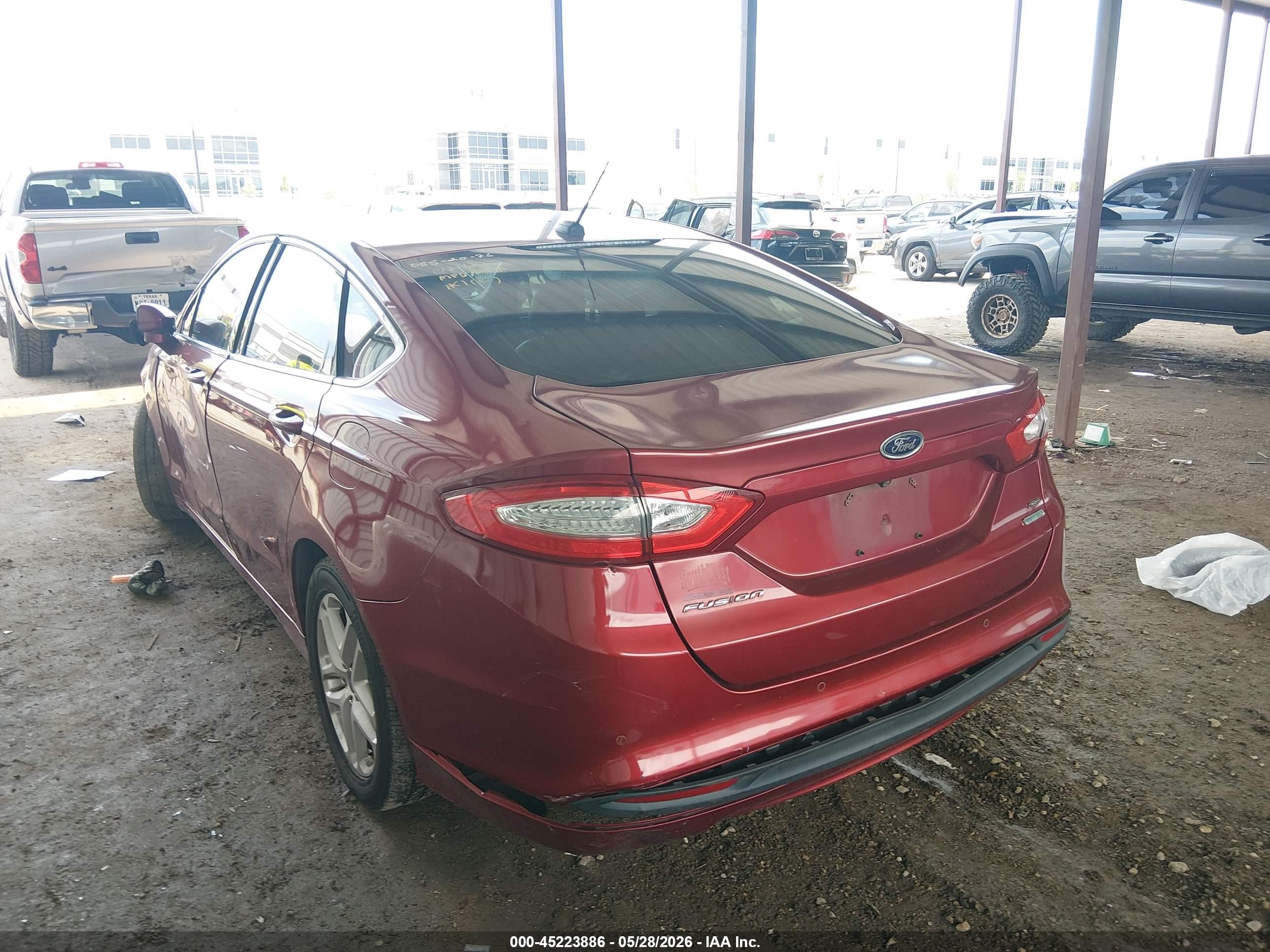 2014 Ford Fusion Se Красный vin: 3FA6P0HD5ER201743