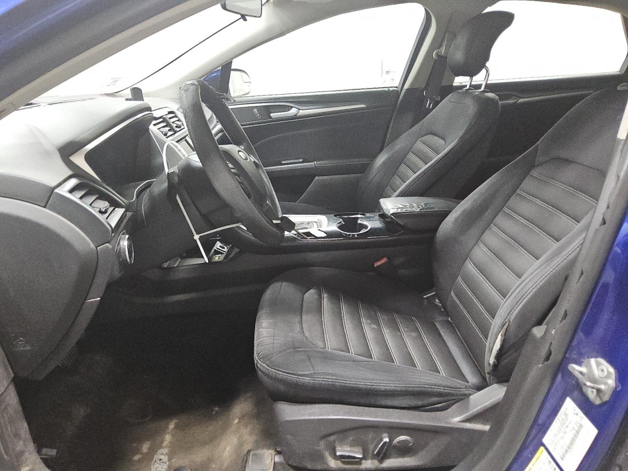 2014 Ford Fusion Se Blue vin: 3FA6P0HD5ER217117 Damage: Front Center Armrest, Worn, Replacement Required