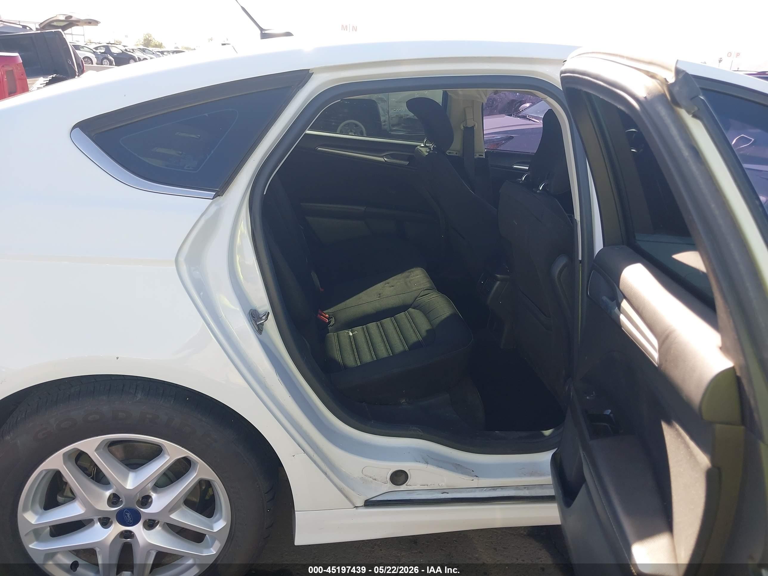 2014 Ford Fusion Se White vin: 3FA6P0HD5ER292142