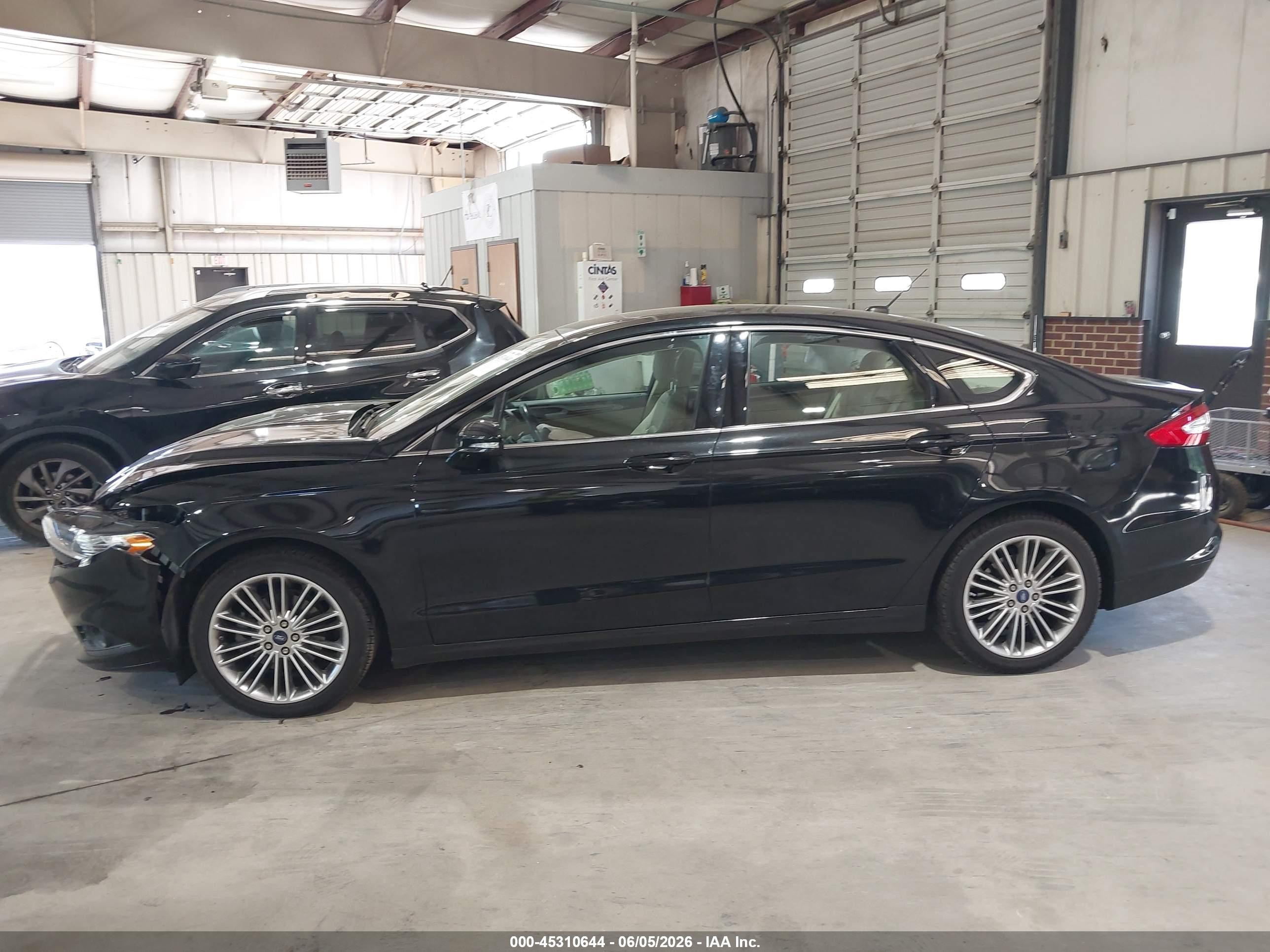 2014 Ford Fusion Se Black vin: 3FA6P0HD5ER303611