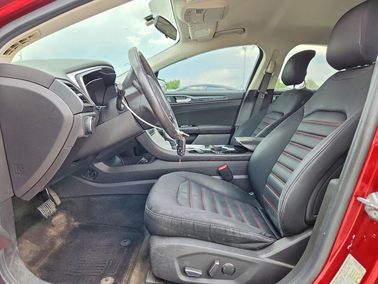 2014 Ford Fusion Se Burgundy vin: 3FA6P0HD5ER355935