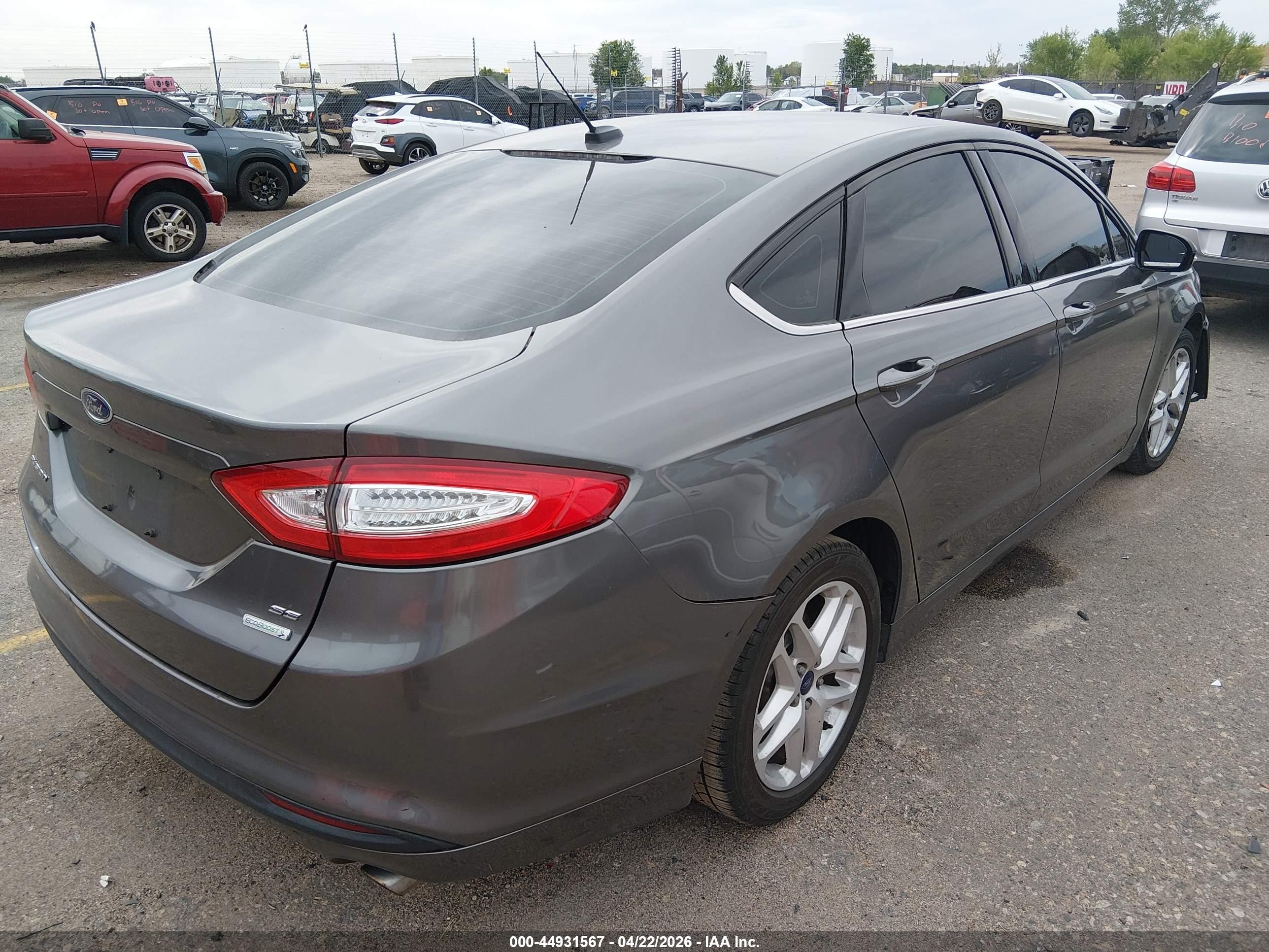 2014 Ford Fusion Se Серебряный vin: 3FA6P0HD5ER378020