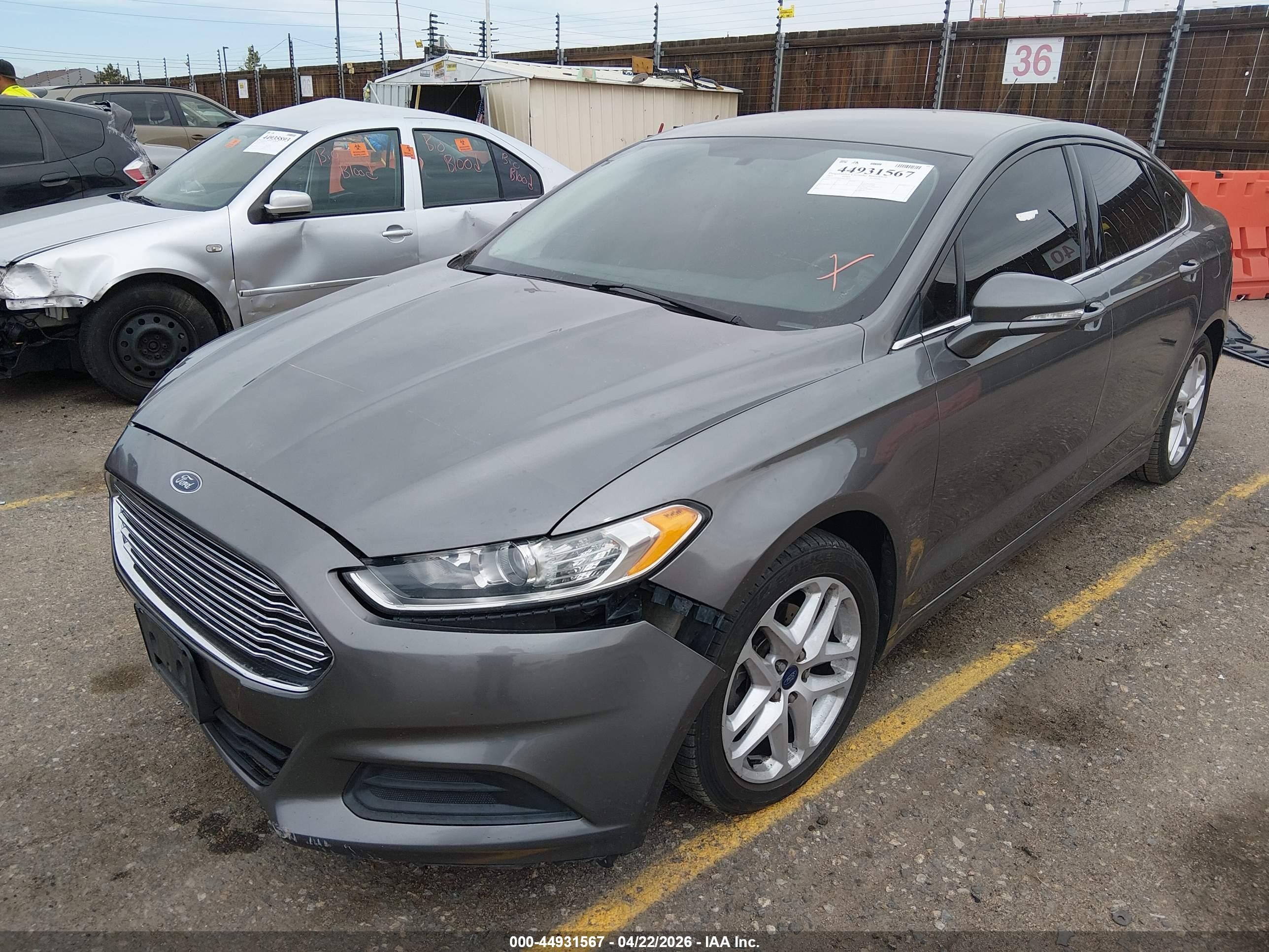 2014 Ford Fusion Se Серебряный vin: 3FA6P0HD5ER378020
